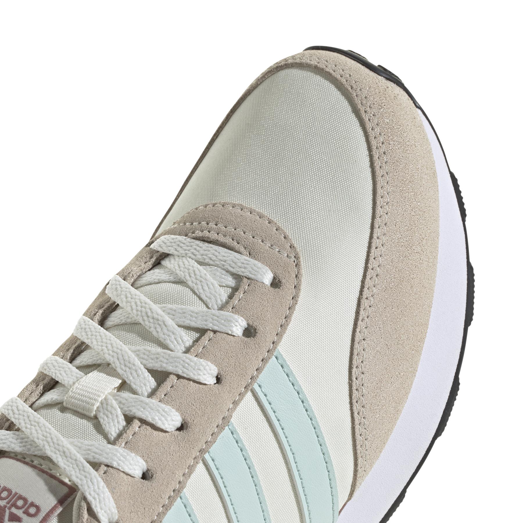 product/a/d/adidas_ji4989_9_footwear_photography_detail_view_2_white.jpg