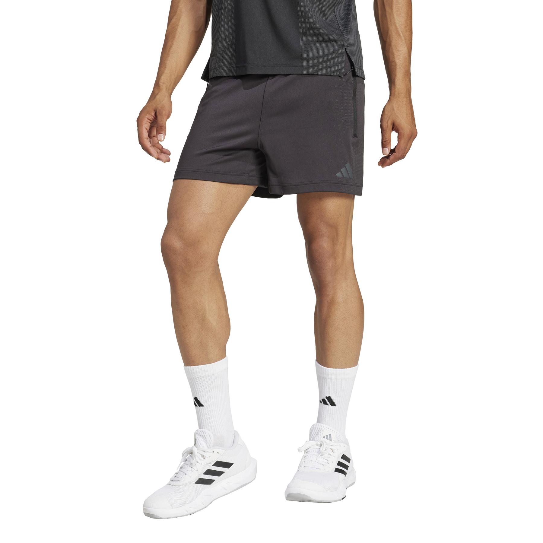 a/d/adidas_ji8193_black-gresix_3.jpg