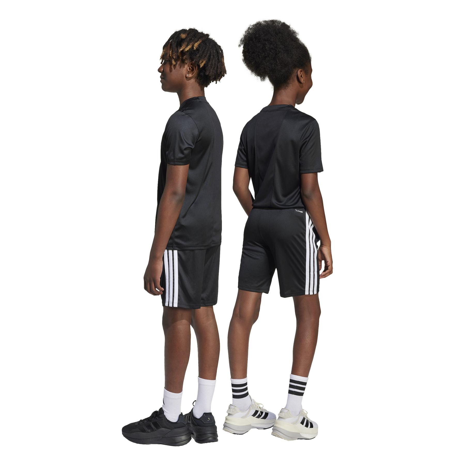 product/a/d/adidas_jj1029_black-white_9.jpg