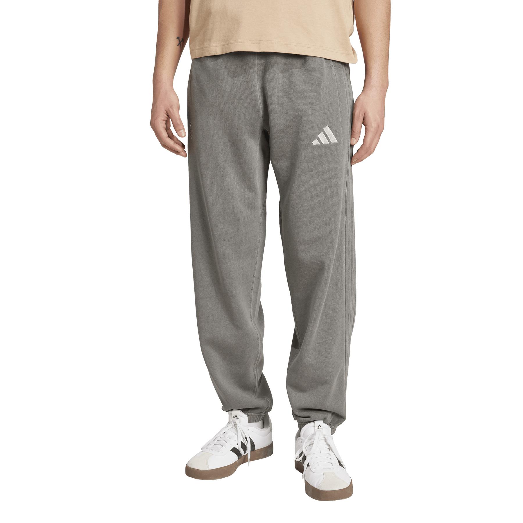 product/a/d/adidas_jl6524_black_2.jpg