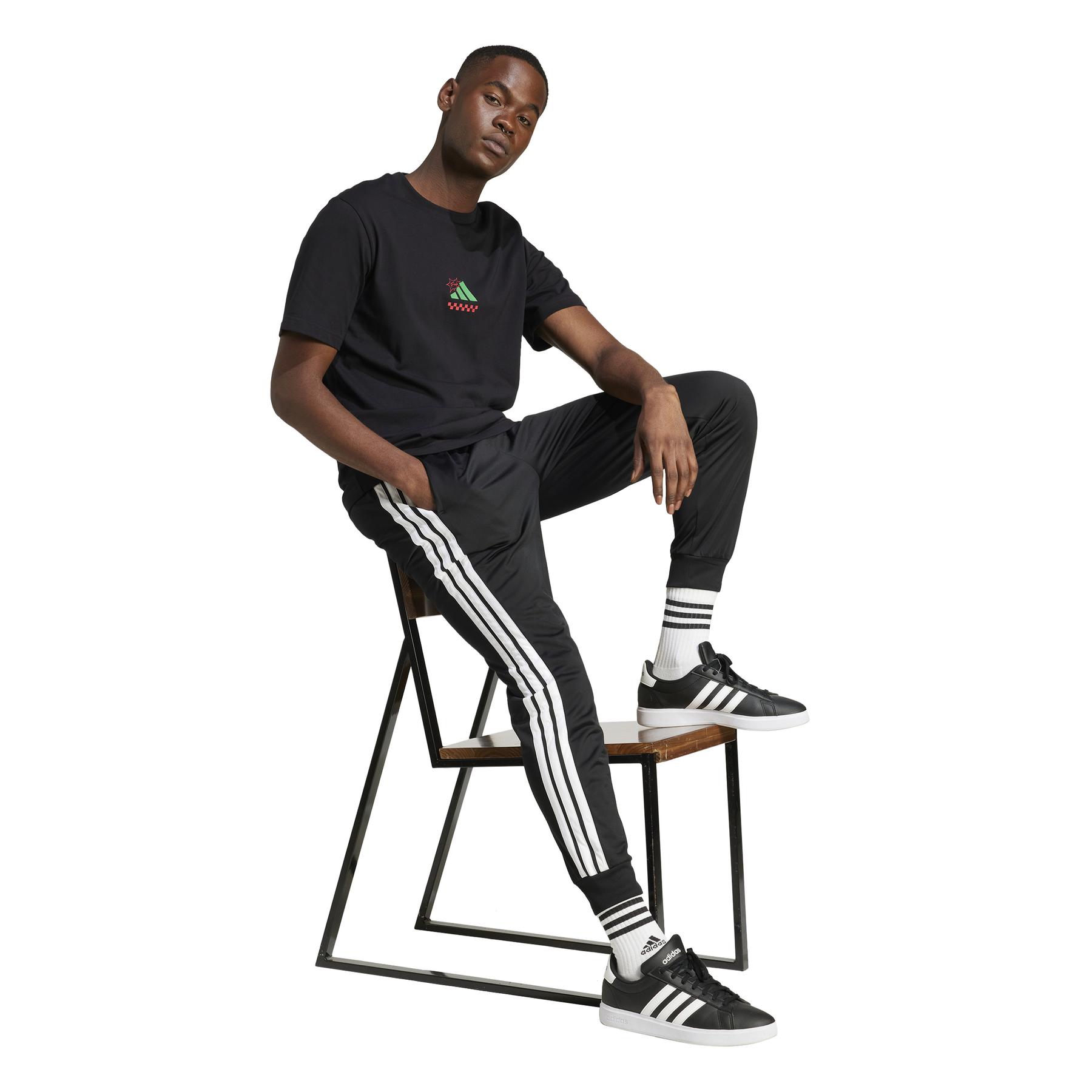 product/a/d/adidas_jm0347_black_4.jpg