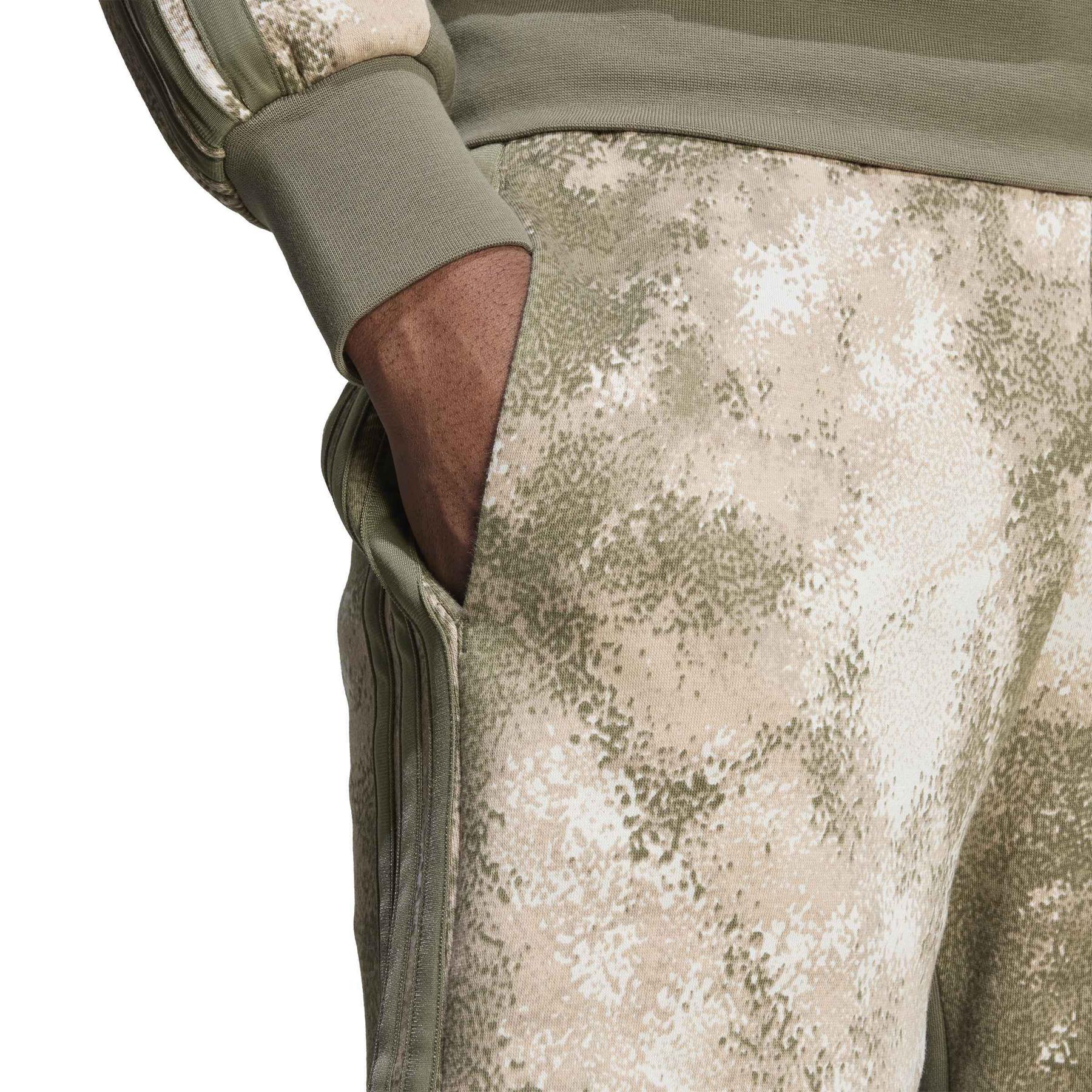 product/a/d/adidas_jm1717_5_apparel_on_model_detail_view_1_white.jpg