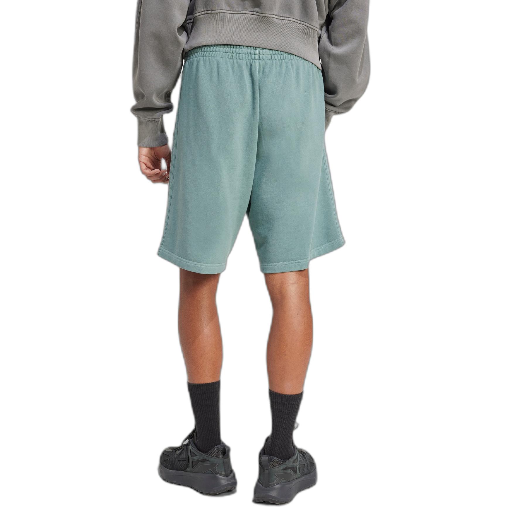product/a/d/adidas_jn0606_aurora-ivy_2.jpg