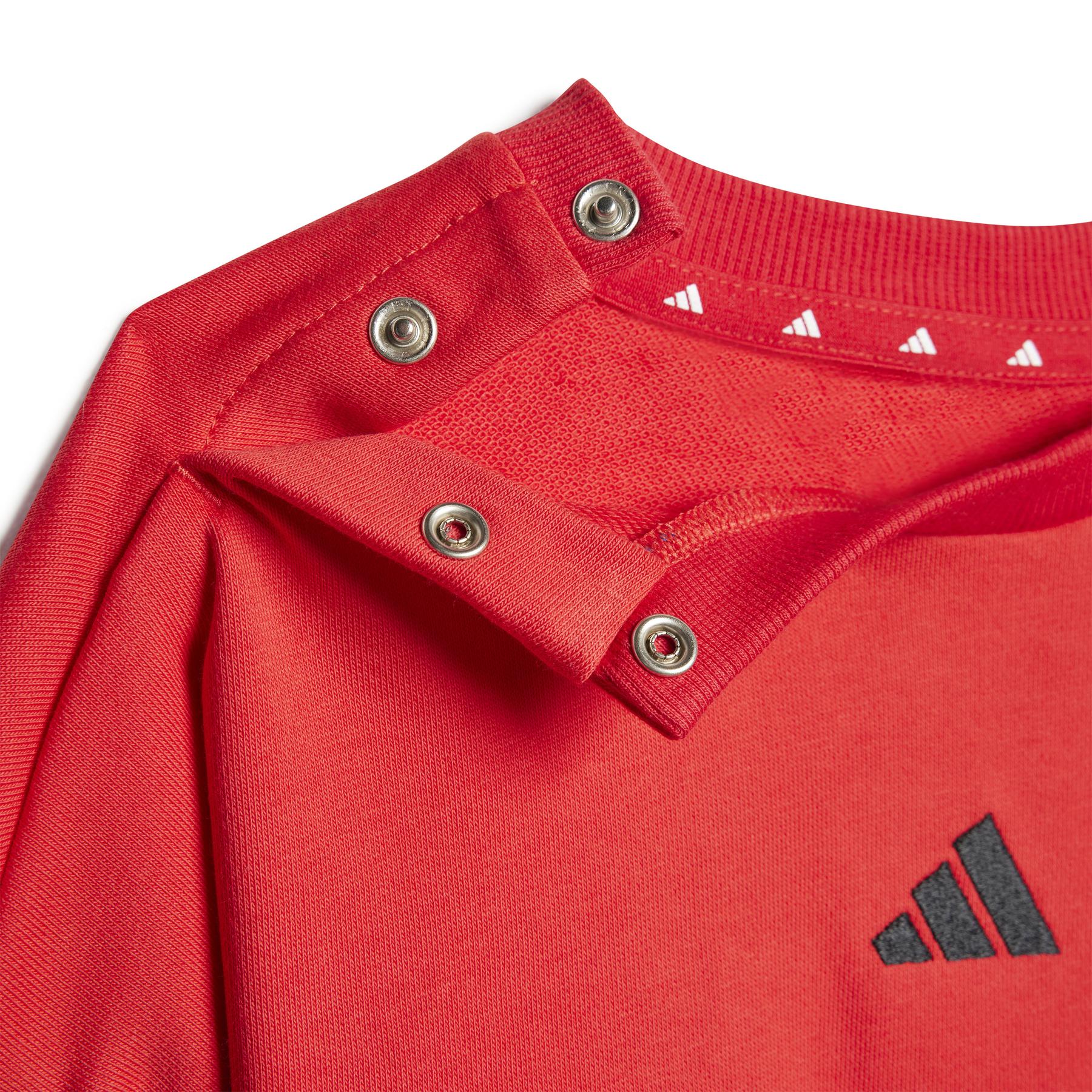 a/d/adidas_jn8006_4_apparel_photography_detail_view_2_white.jpg