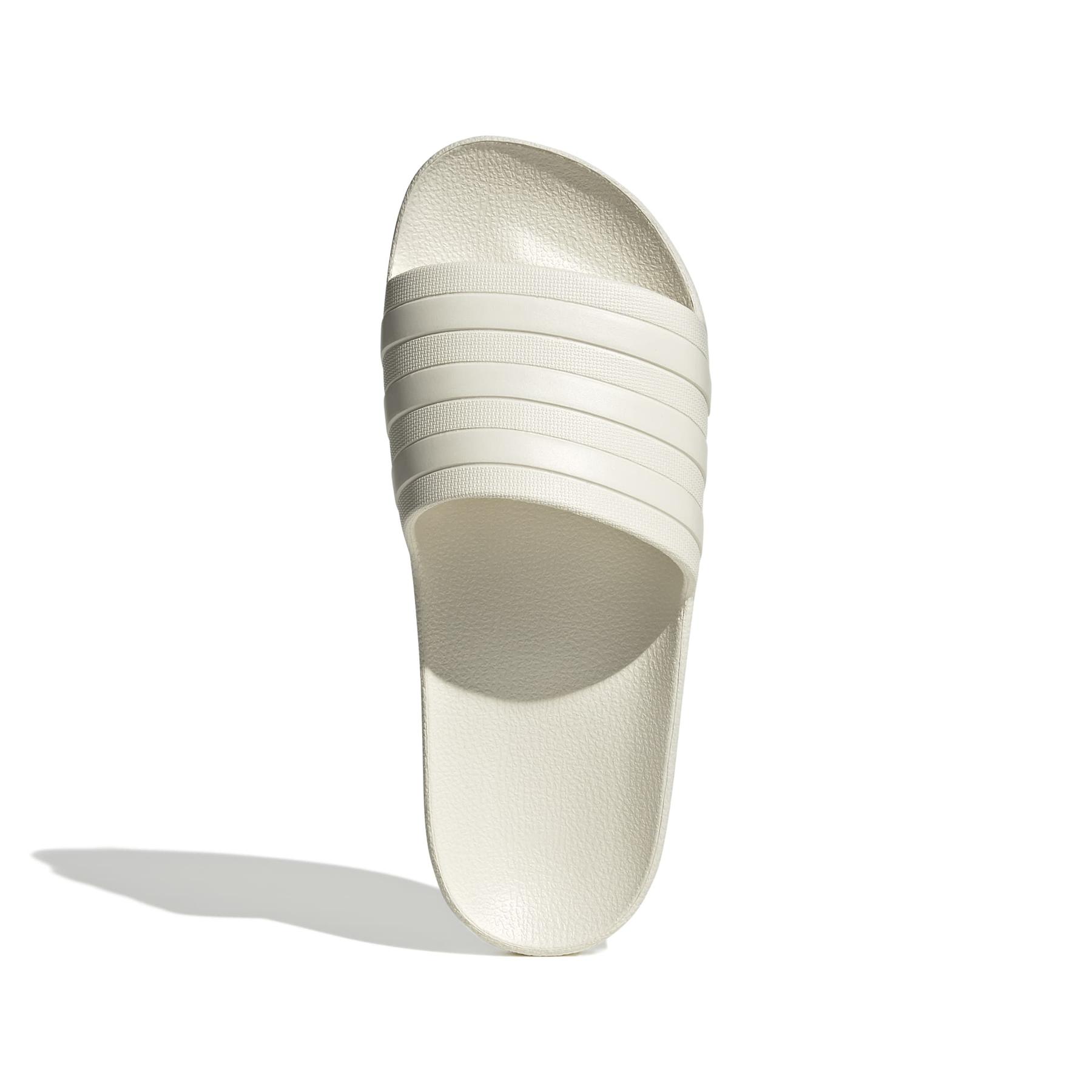 product/a/d/adidas_jp5183_4_footwear_photography_bottom_view_white-nw091625.jpg
