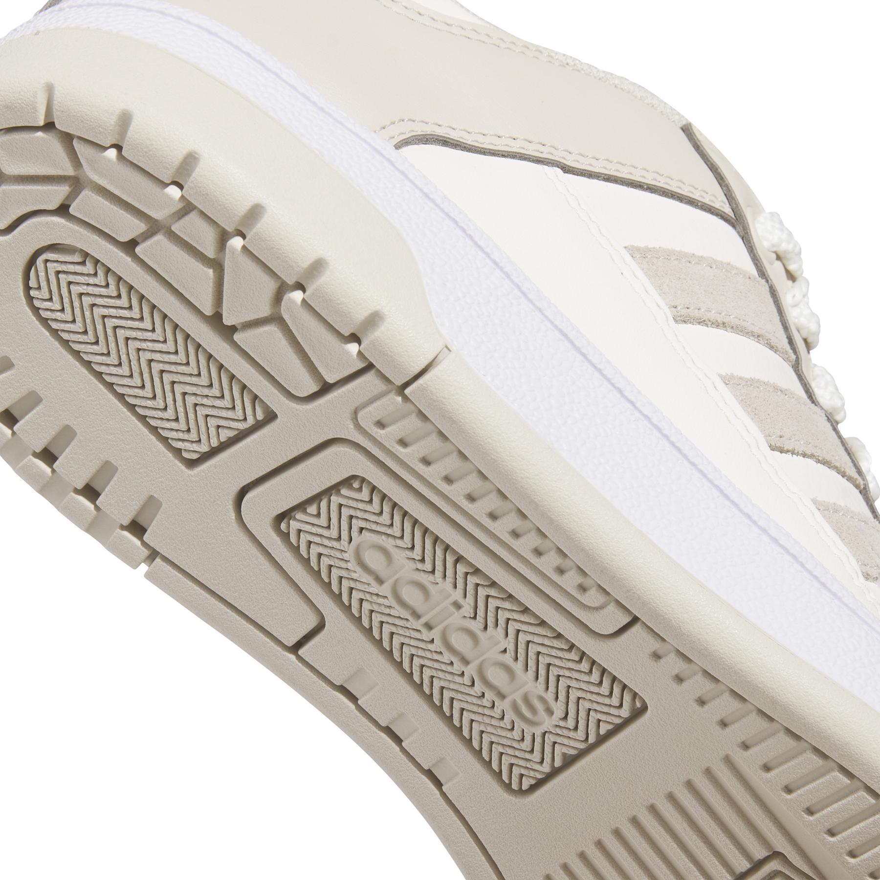 product/a/d/adidas_jp5252_9_footwear_photography_detail_view_2_white-nw110824.jpg