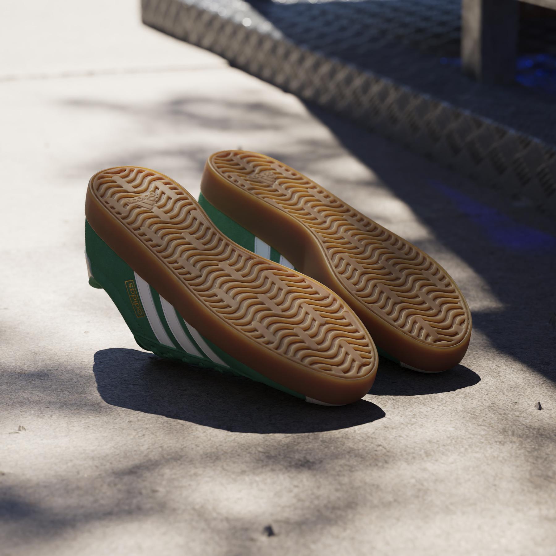 a/d/adidas_jp5285_17_footwear_photography_heromrktng_view_4.jpg