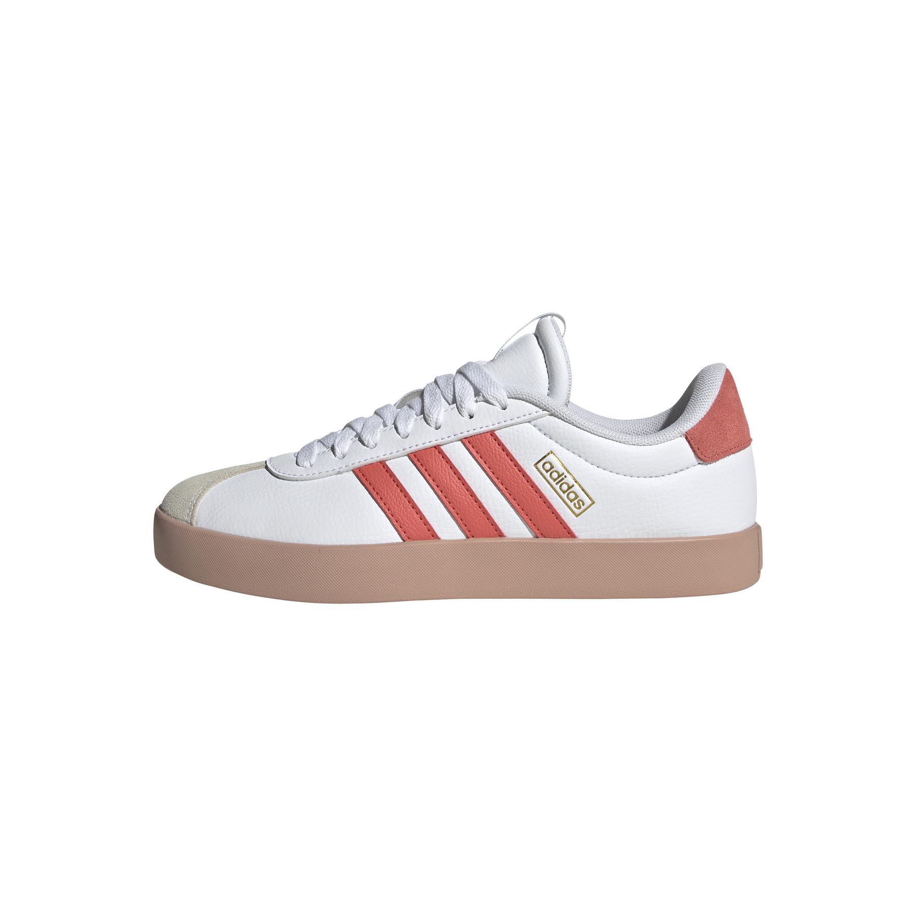 a/d/adidas_jp5346_12_footwear_photography_left_side_center_lateral_view_white.jpg