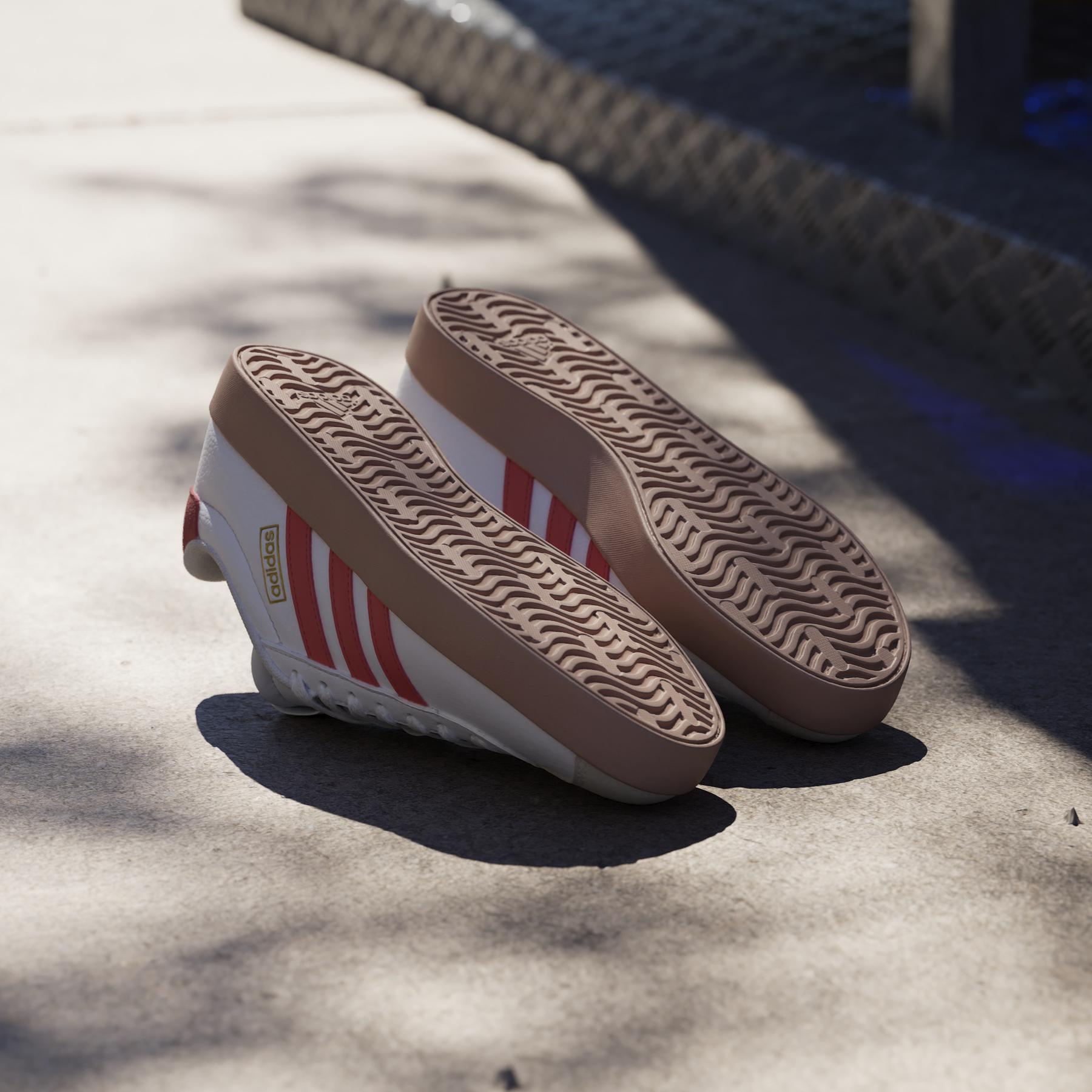 a/d/adidas_jp5346_17_footwear_photography_heromrktng_view_4.jpg