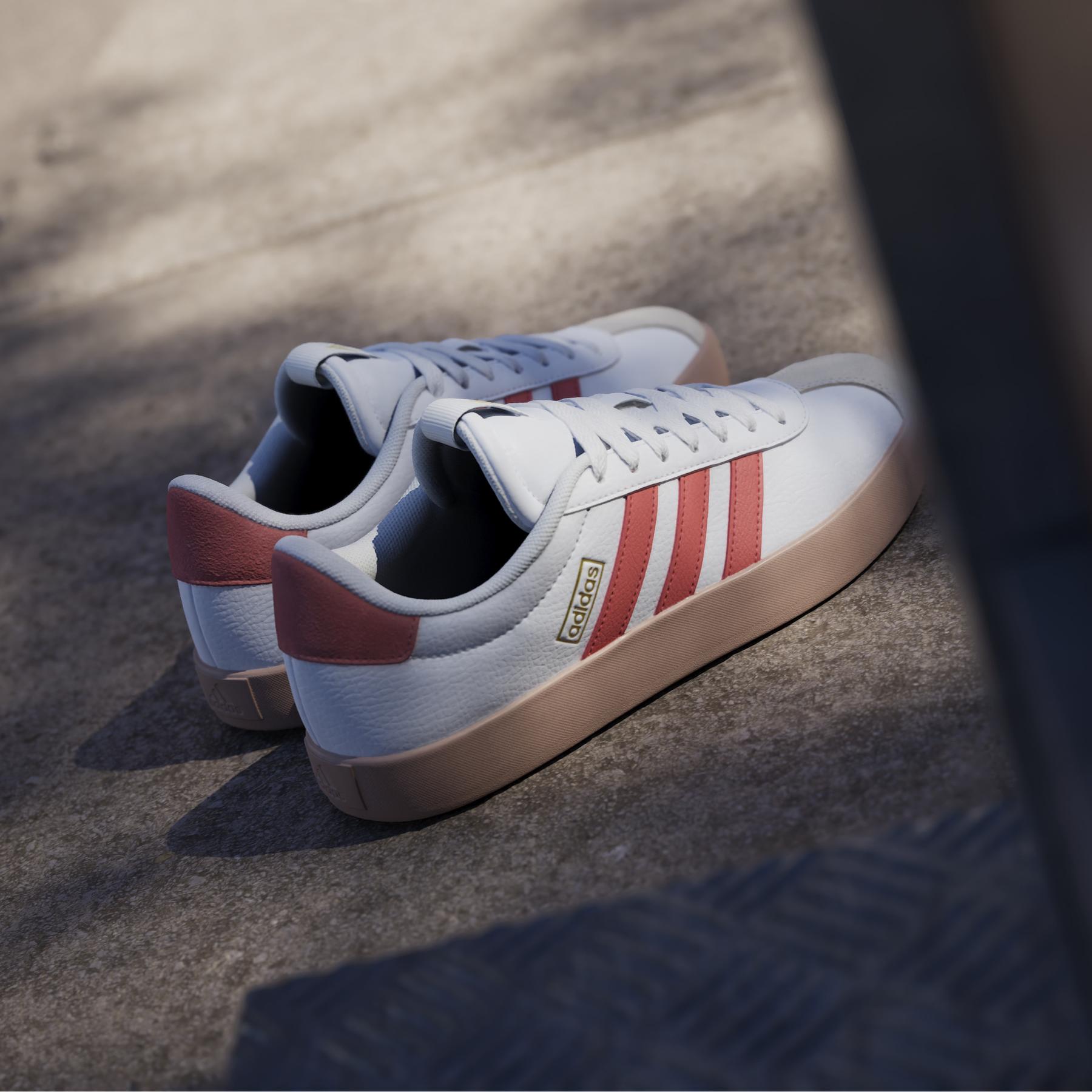 a/d/adidas_jp5346_19_footwear_photography_heromrktng_view_6.jpg