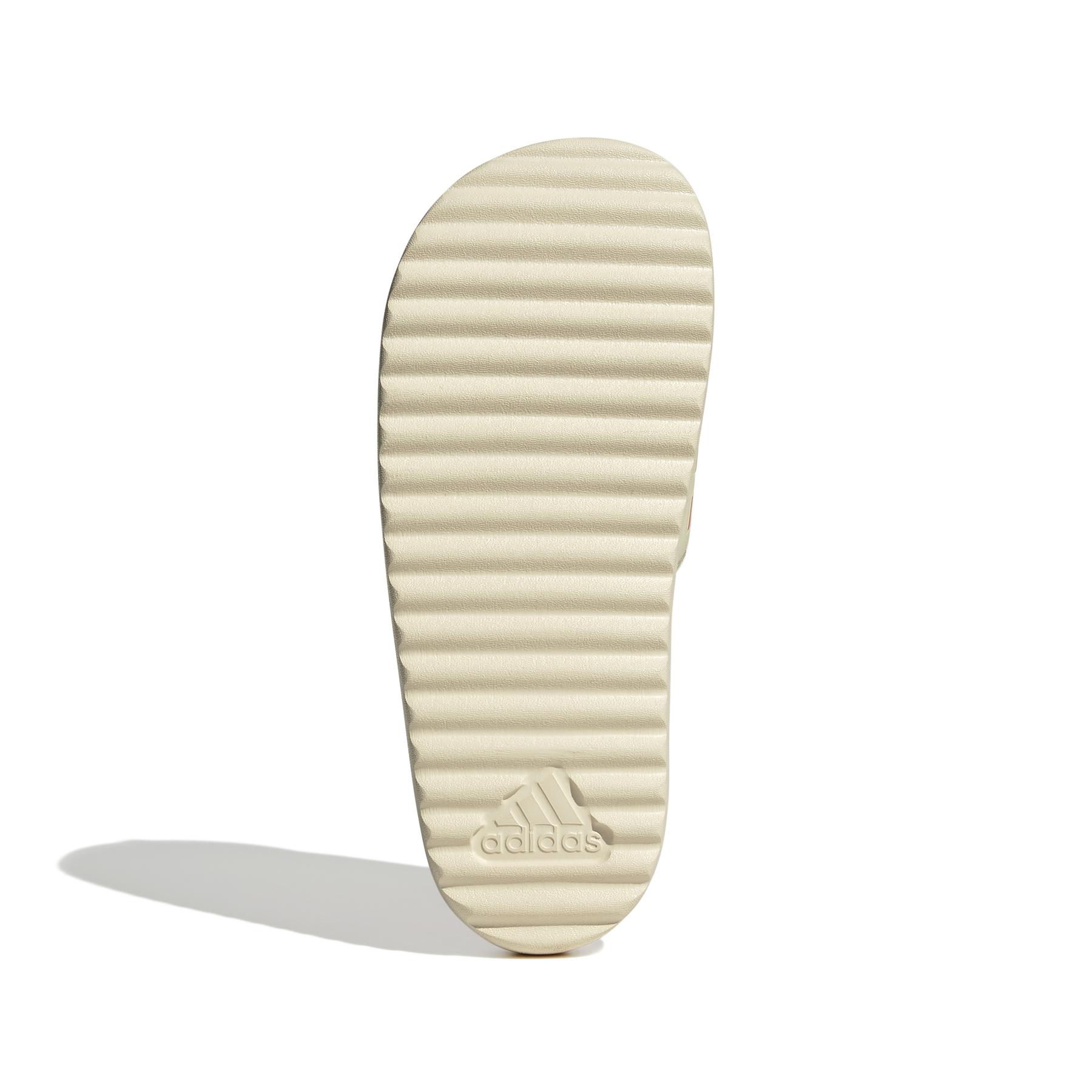 product/a/d/adidas_jp5676_4_footwear_photography_bottom_view_white-nw091625.jpg
