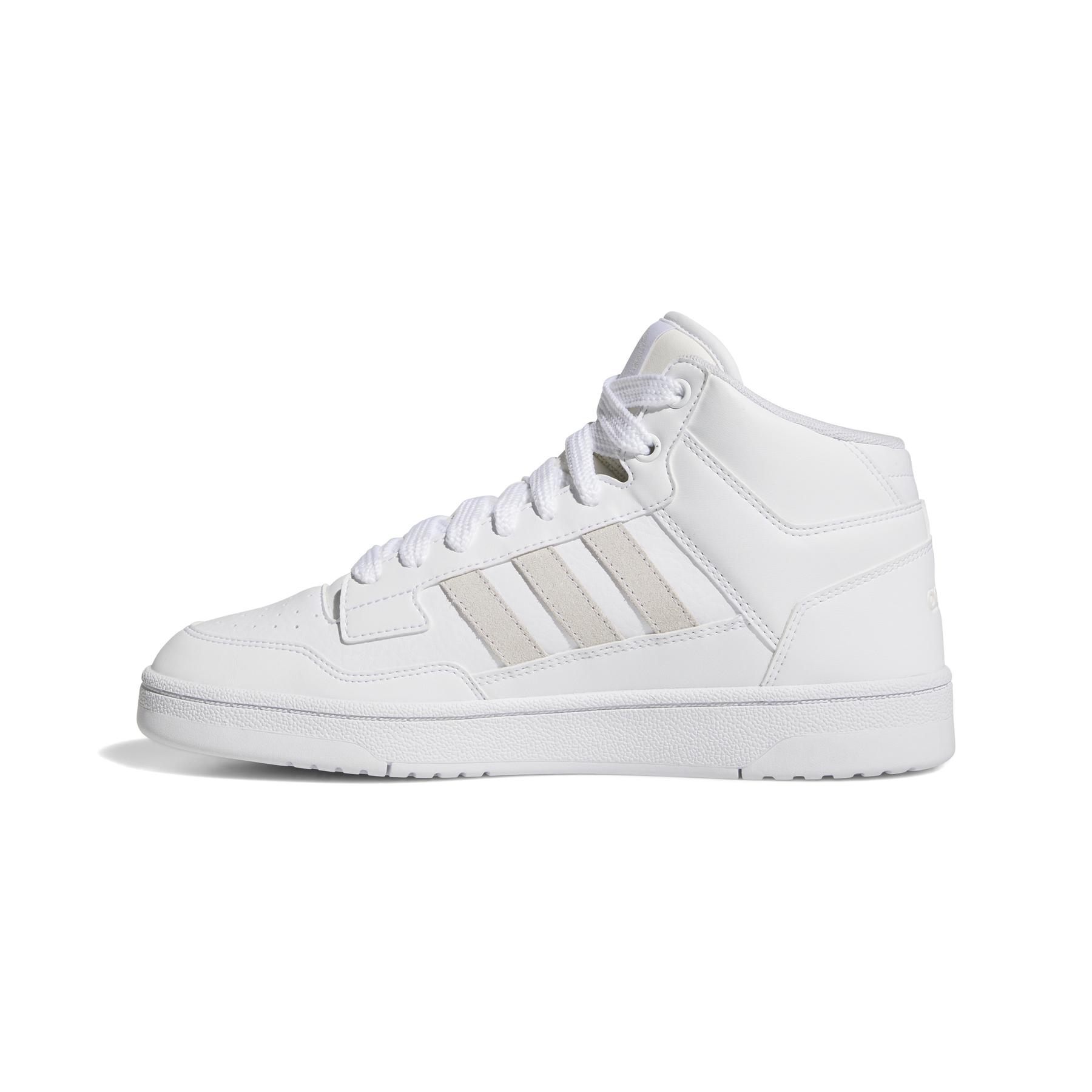 product/a/d/adidas_jp5864_5_footwear_photography_side_medial_center_view_white-nw110824.jpg