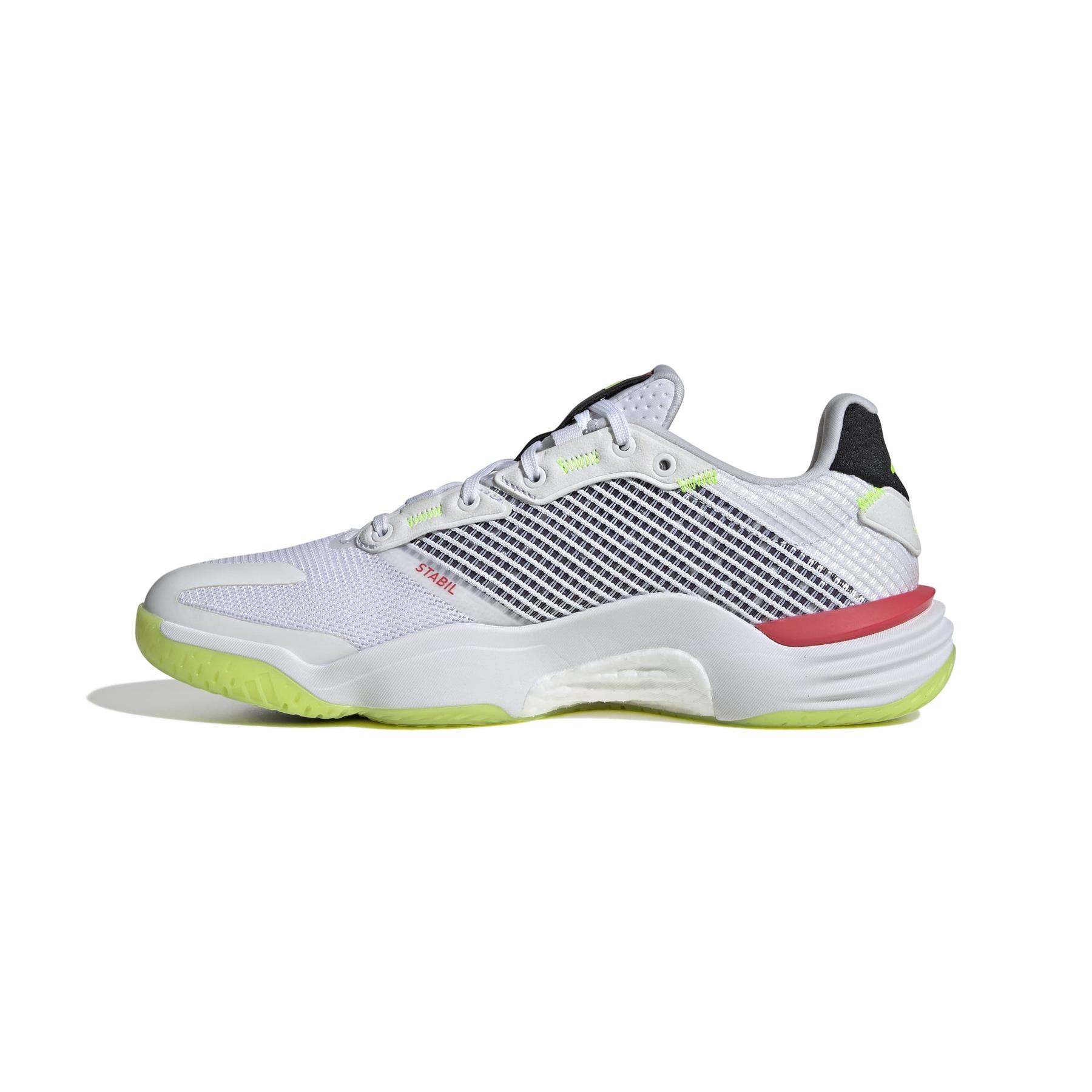 a/d/adidas_jp7273_5_footwear_photography_side_medial_center_view_white.jpg