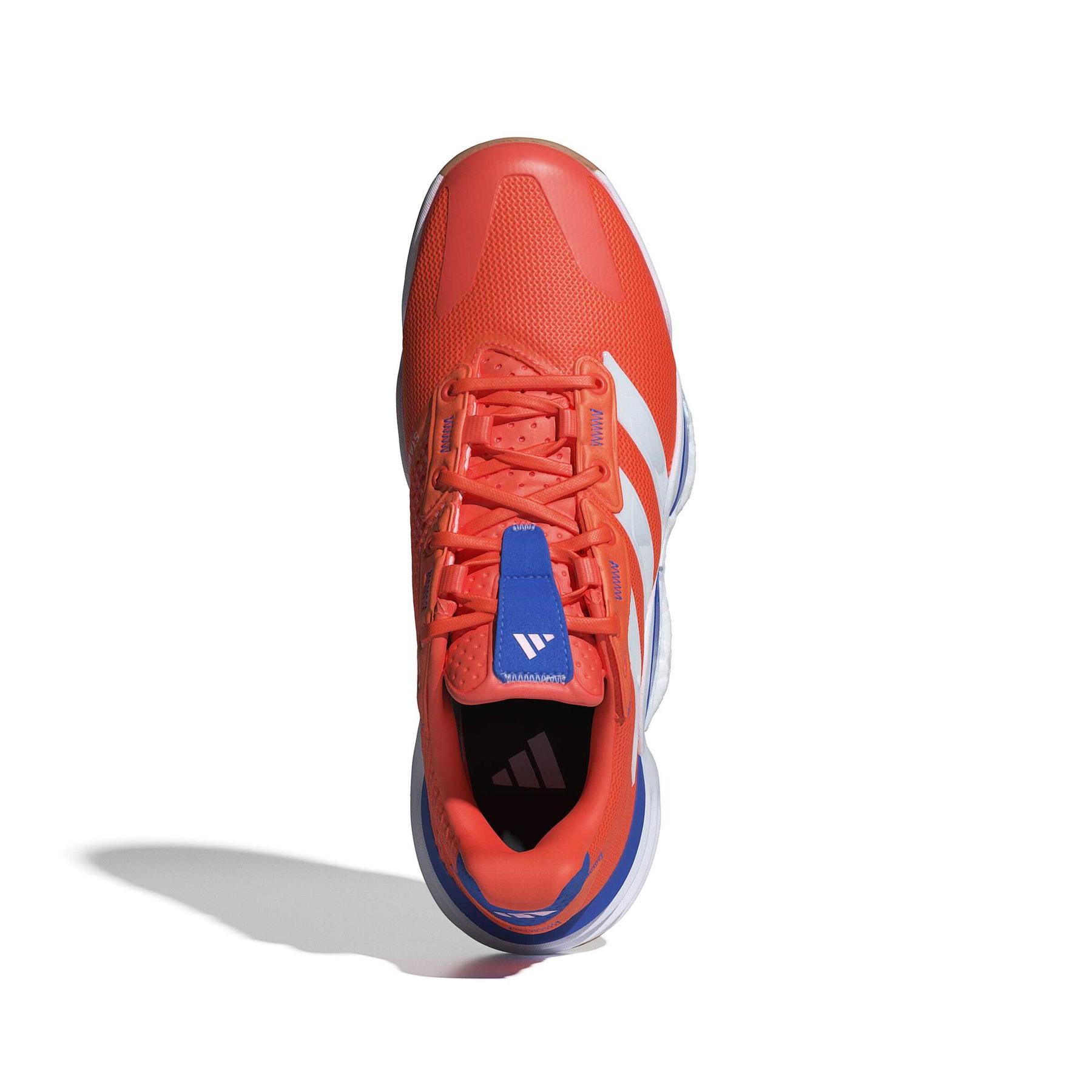 a/d/adidas_jp7274_3_footwear_photography_top_portrait_view_white.jpg