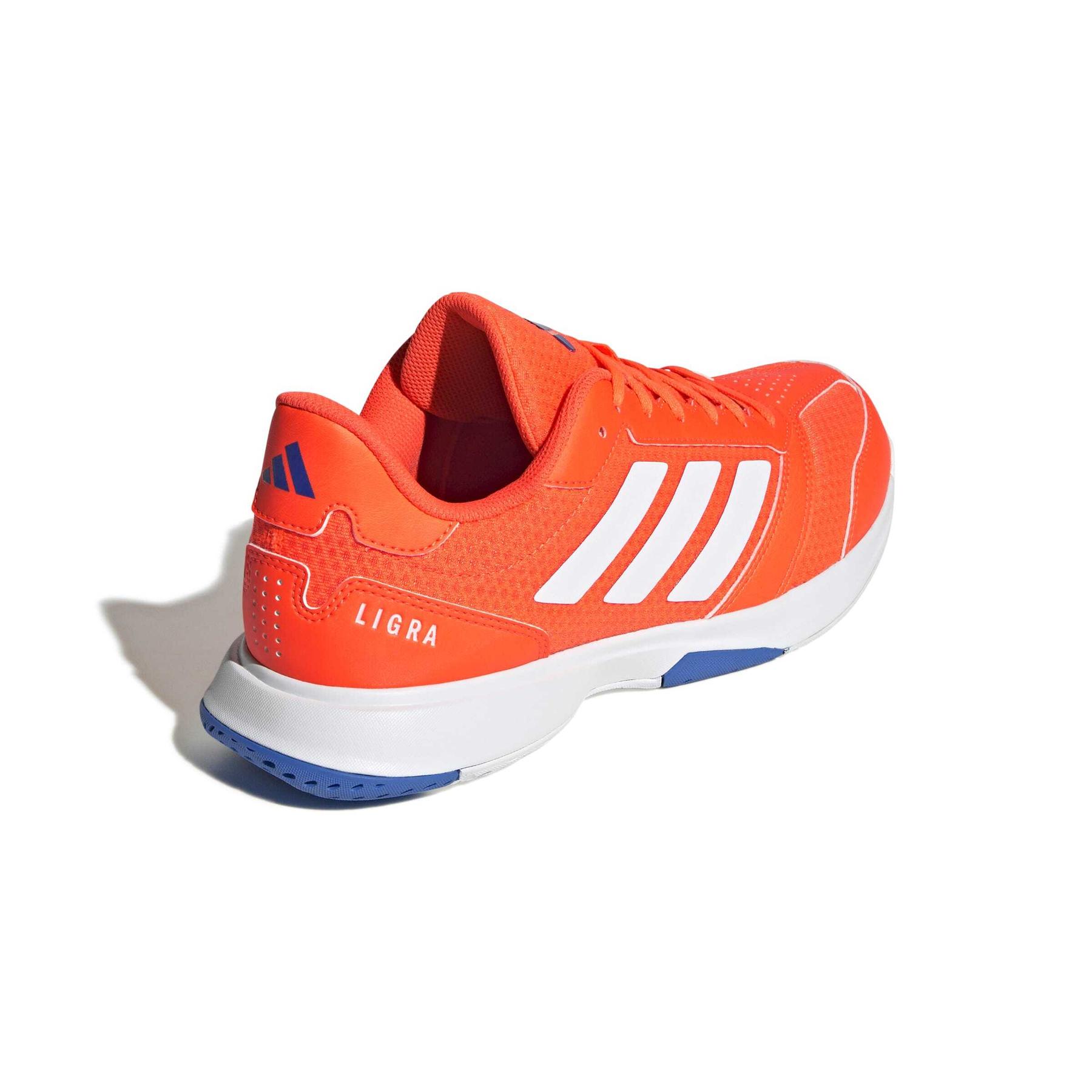 product/a/d/adidas_jp7278_7_footwear_photography_back_lateral_top_view_white.jpg