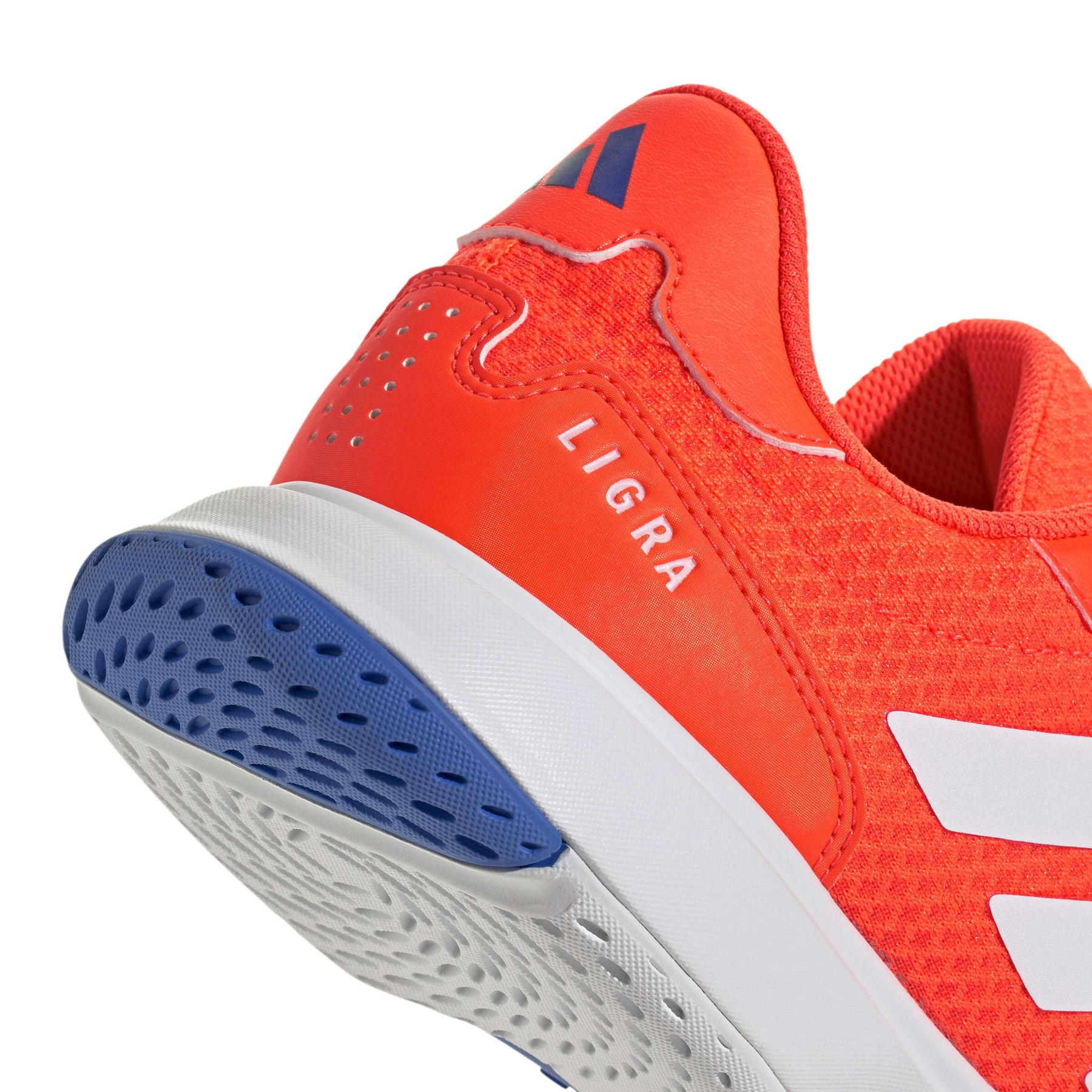 product/a/d/adidas_jp7278_9_footwear_photography_detail_view_2_white.jpg