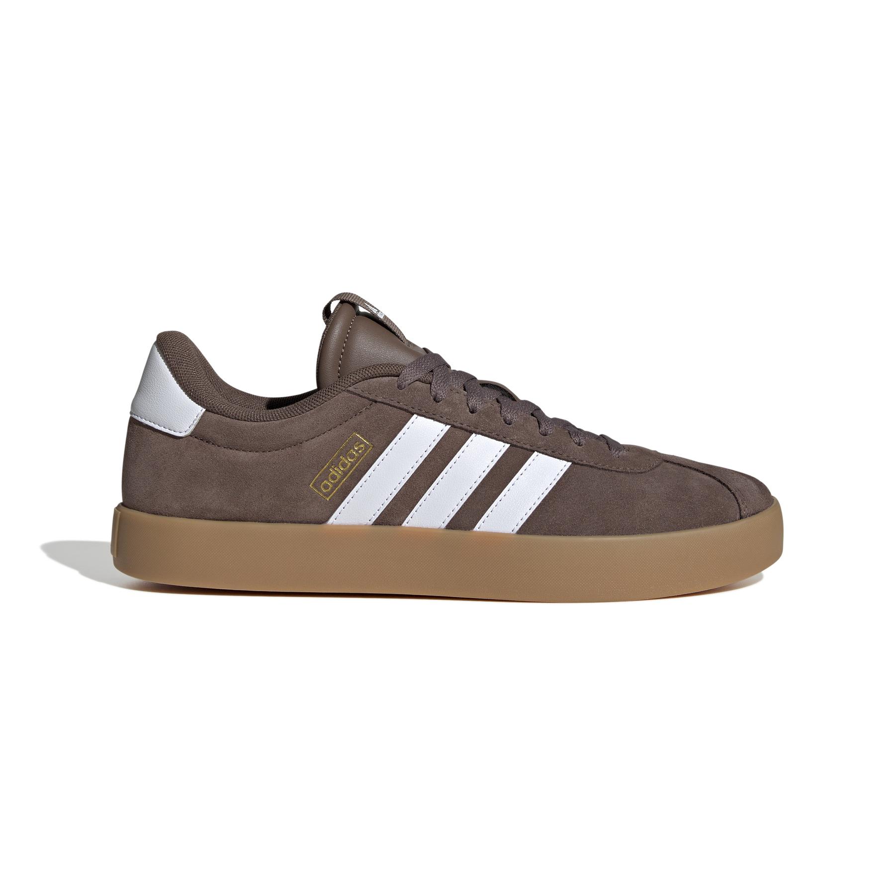 a/d/adidas_jp7536_1_footwear_photography_side_lateral_center_view_white.jpg