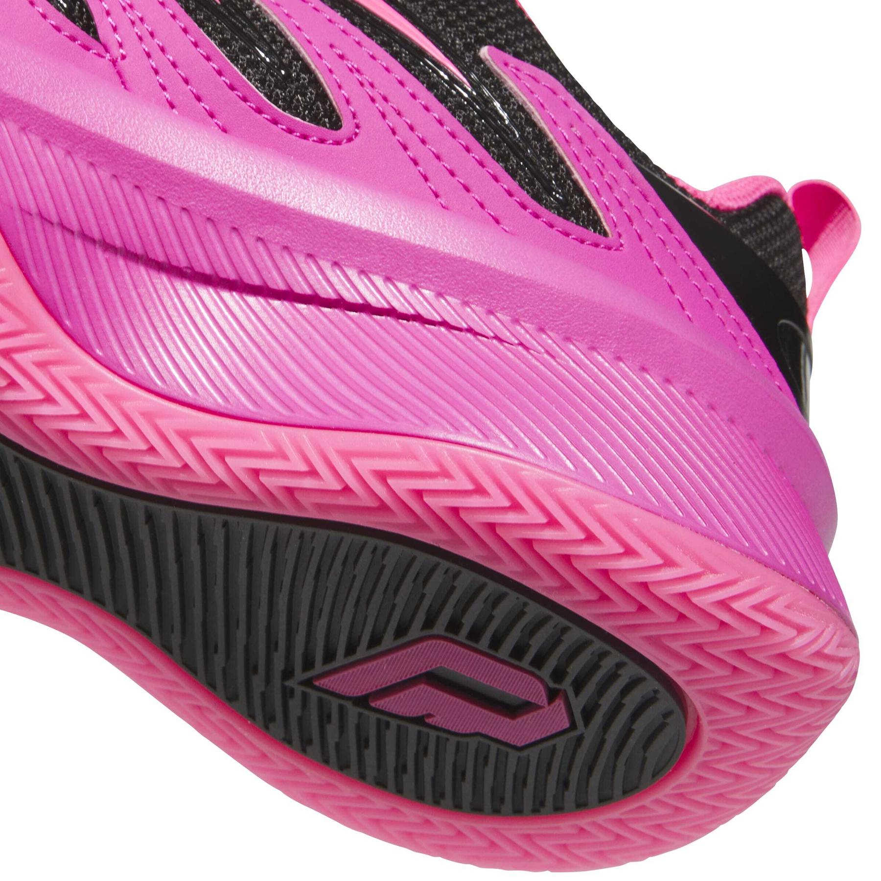 product/a/d/adidas_jp7660_9_footwear_photography_detail_view_2_white-nw091625.jpg