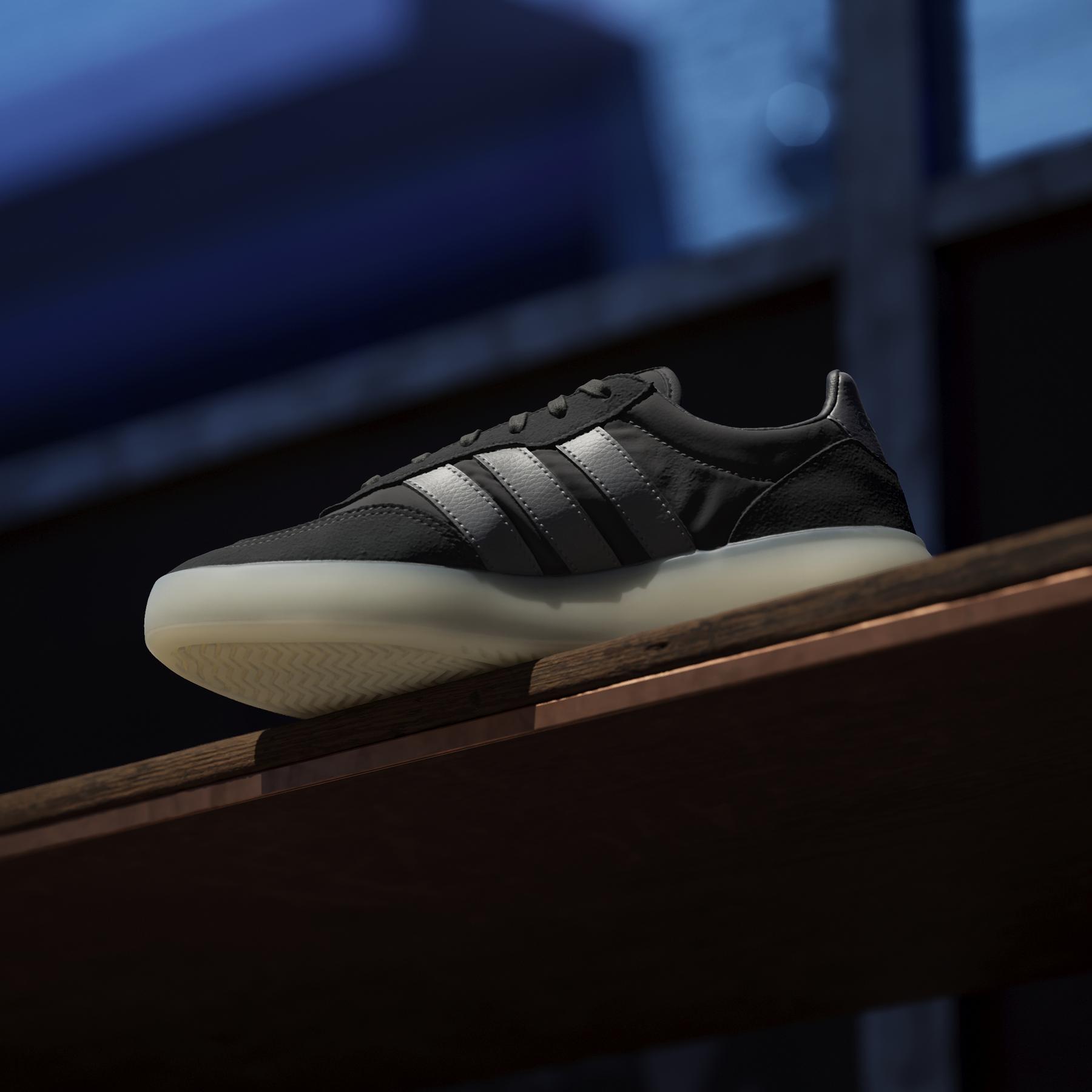 a/d/adidas_jp9671_cblack-ironmt-carbon_17.jpg