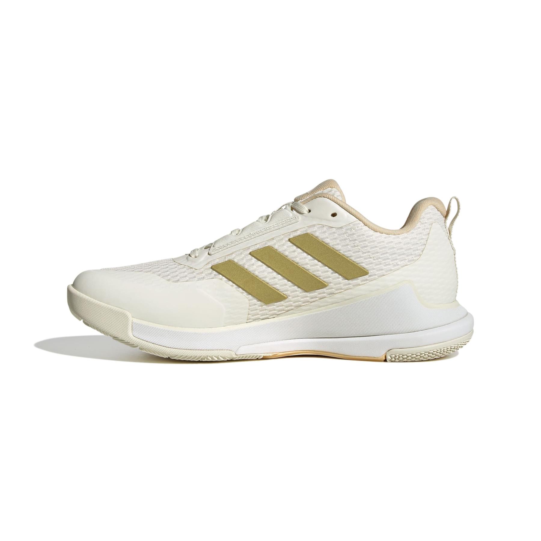 product/a/d/adidas_jp9762_5_footwear_photography_side_medial_center_view_white.jpg