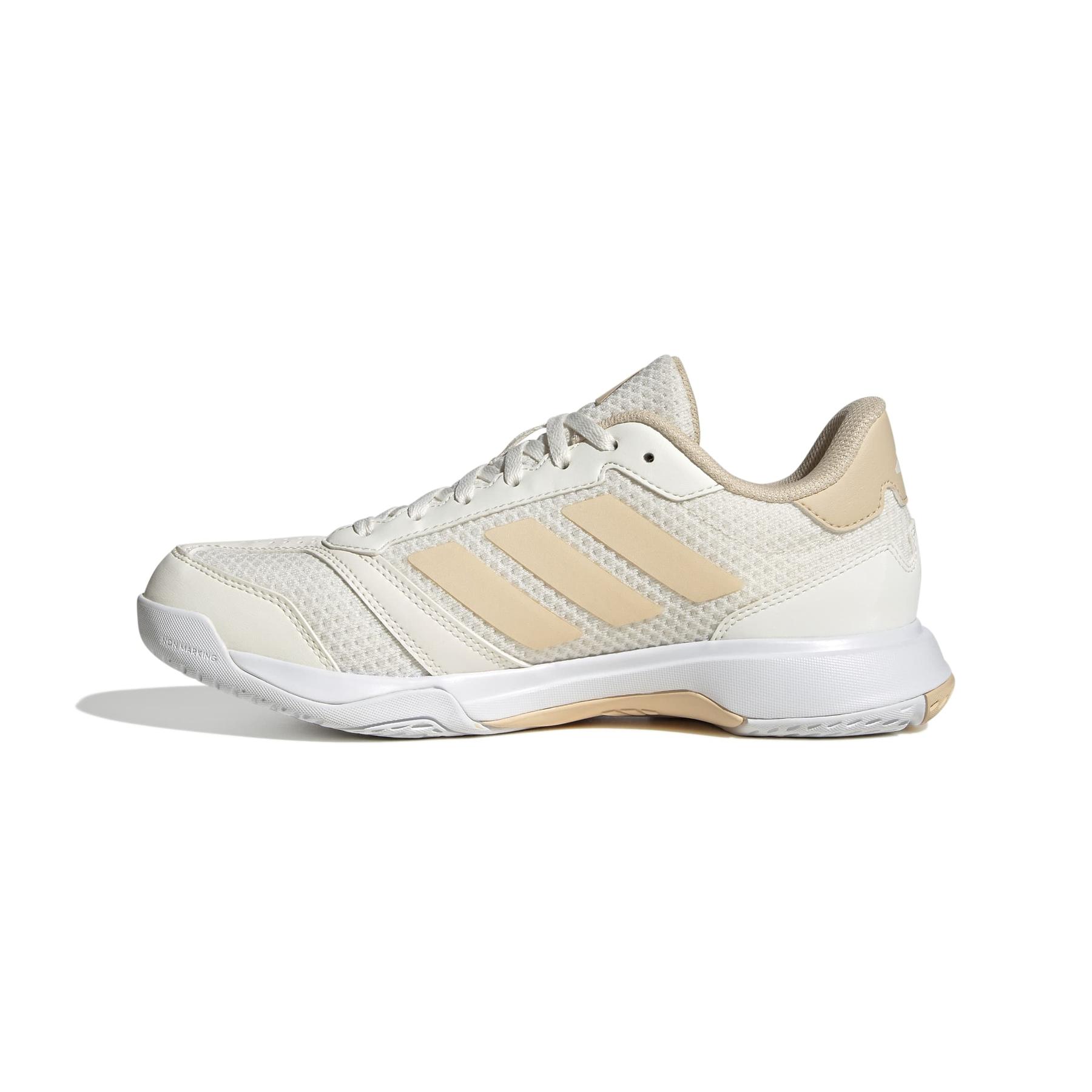 product/a/d/adidas_jp9766_5_footwear_photography_side_medial_center_view_white.jpg