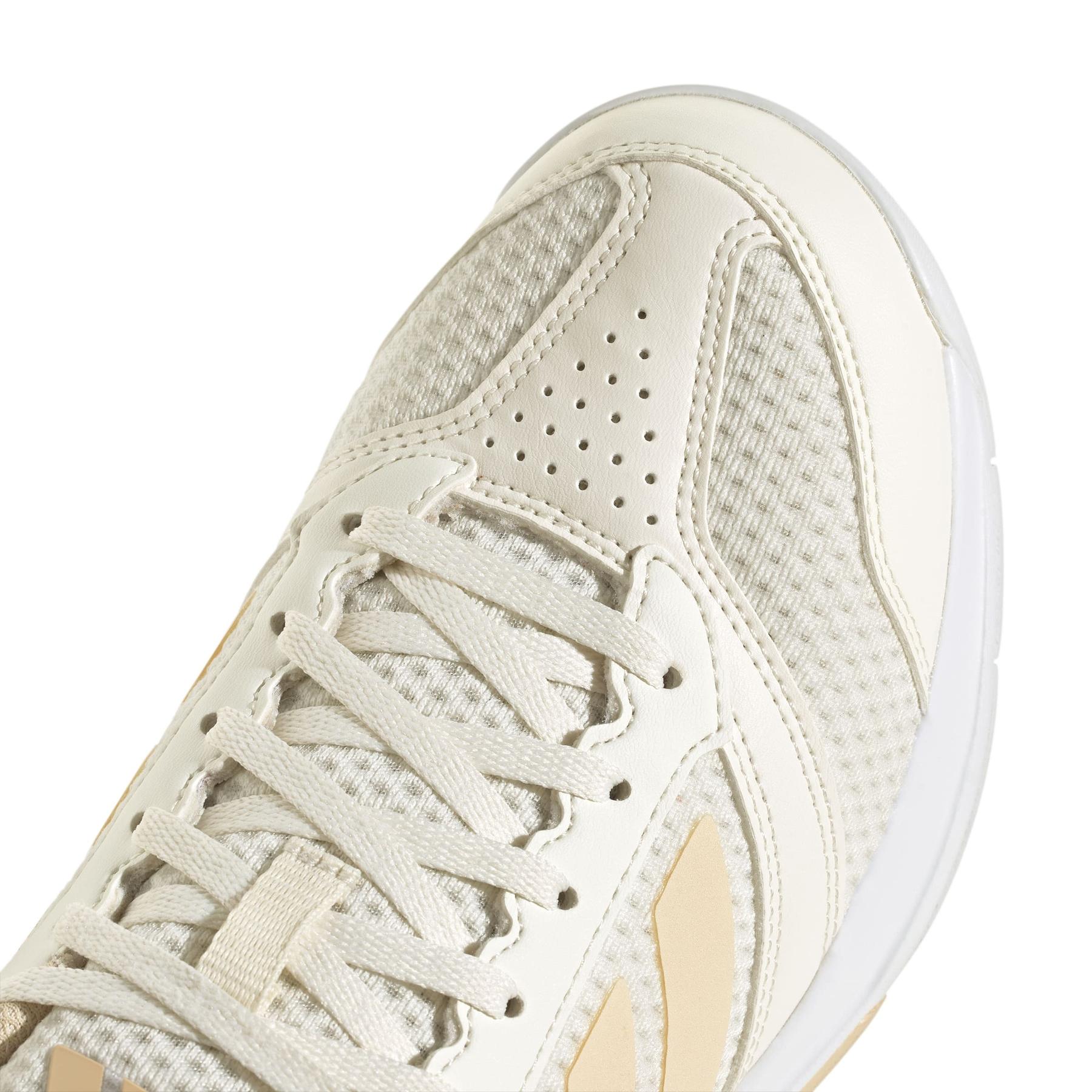 product/a/d/adidas_jp9766_9_footwear_photography_detail_view_2_white.jpg