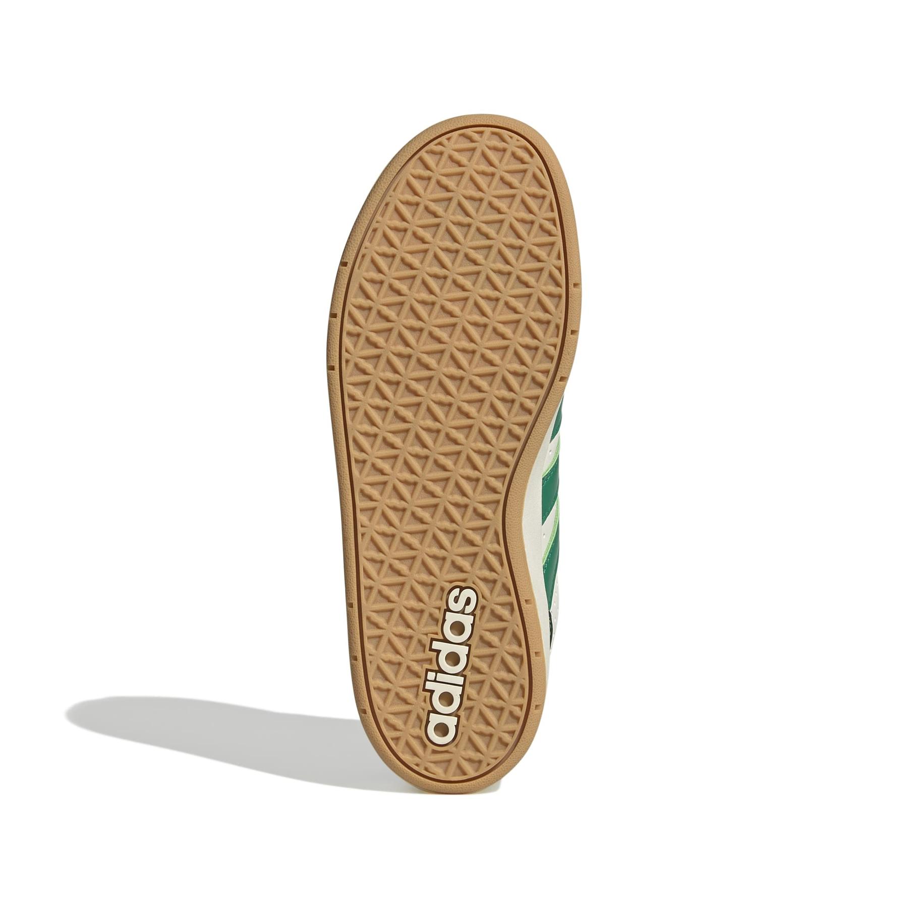 product/a/d/adidas_jp9930_4_footwear_photography_bottom_view_white-nw091625.jpg