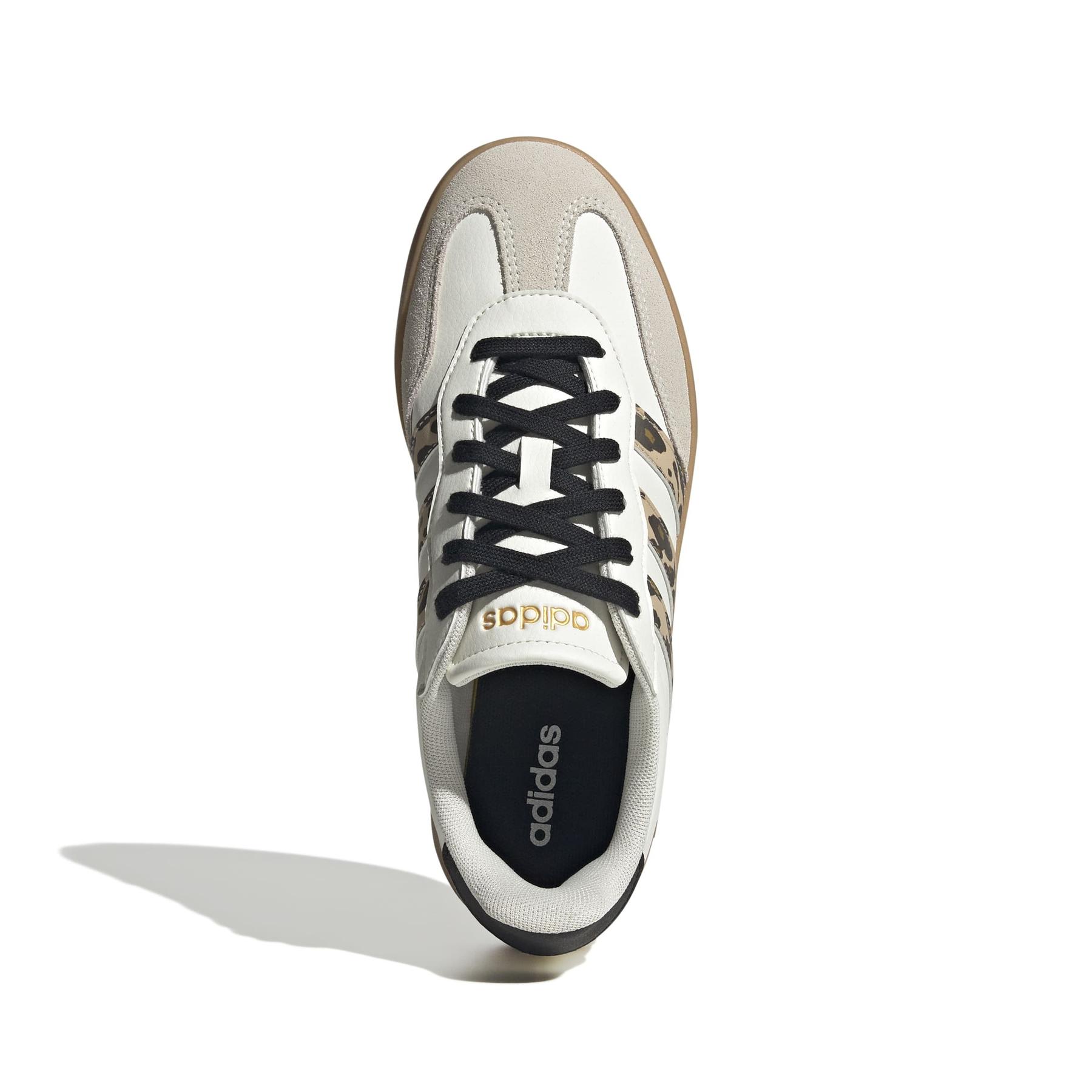 product/a/d/adidas_jq2296_3_footwear_photography_top_portrait_view_white-nw091625.jpg