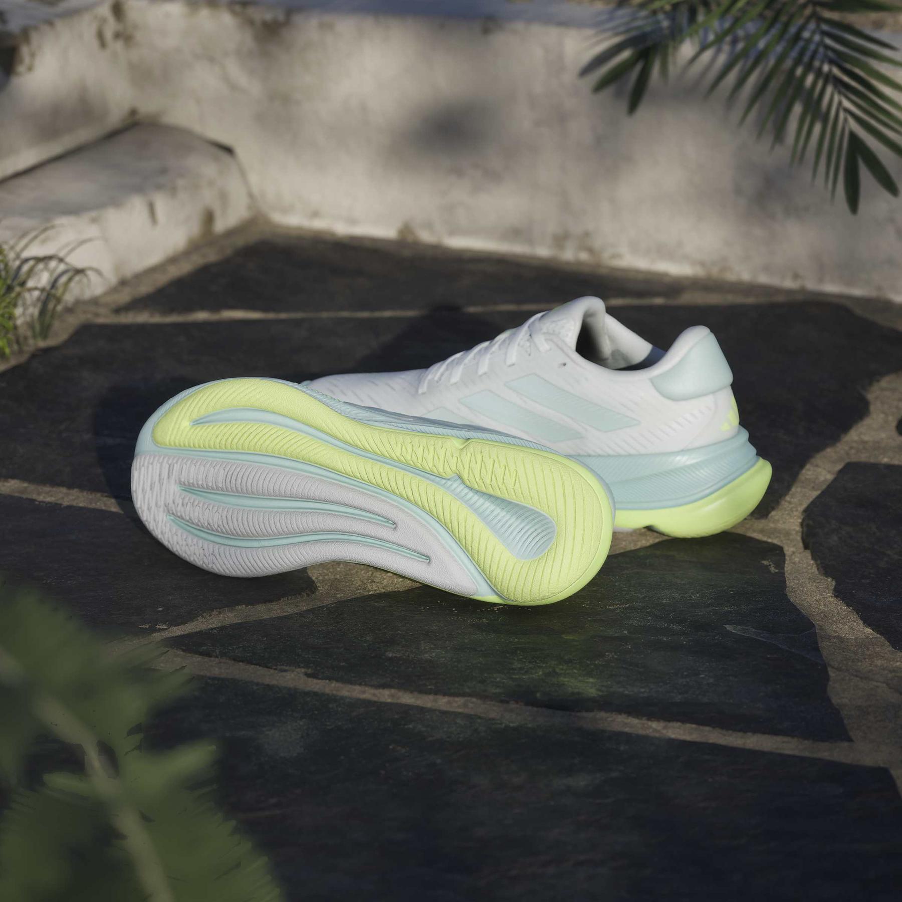product/a/d/adidas_jq2506_17_footwear_photography_heromrktng_view_4-nw091625.jpg
