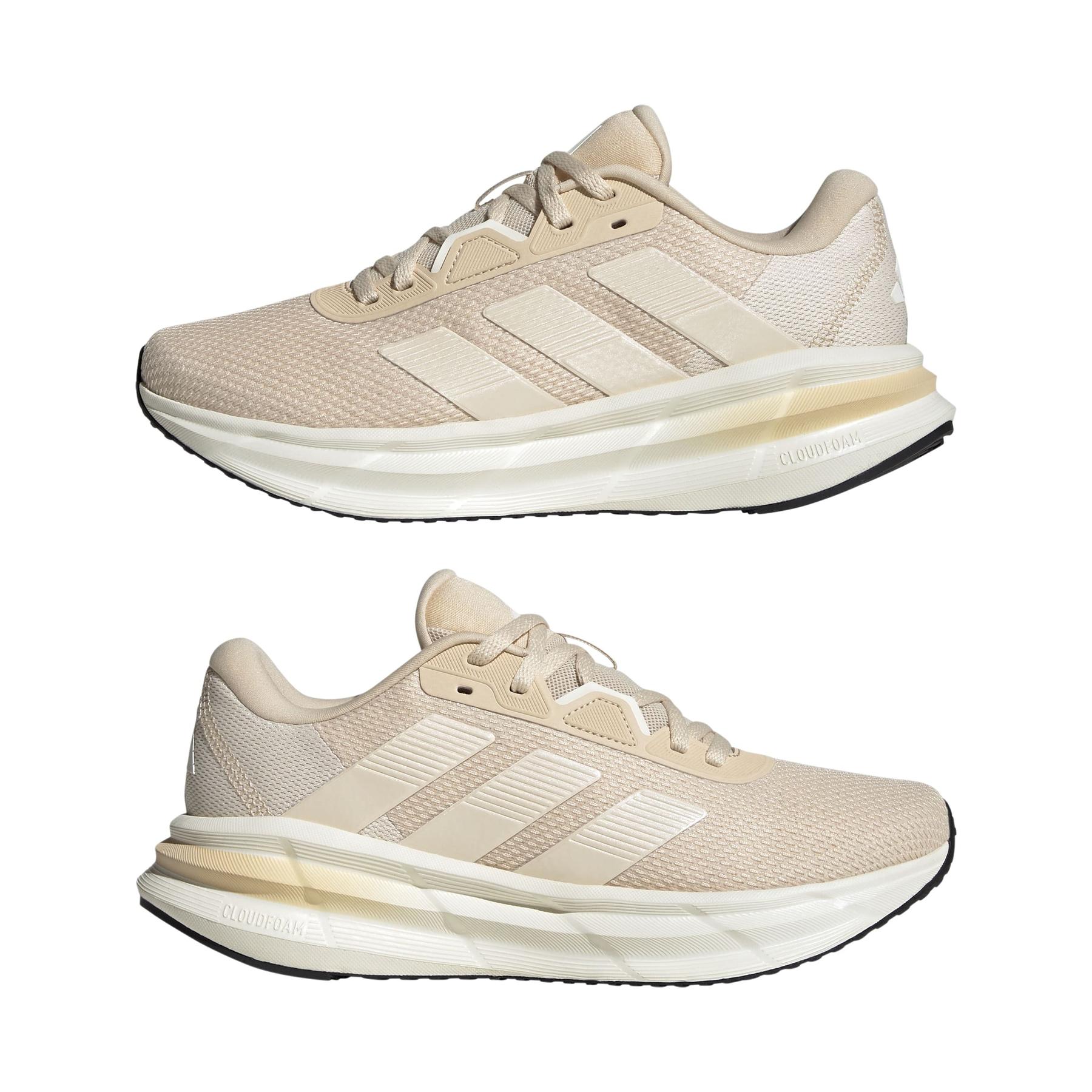 product/a/d/adidas_jq2606_10_footwear_photography_mirrored_pair_view_white-nw091625.jpg