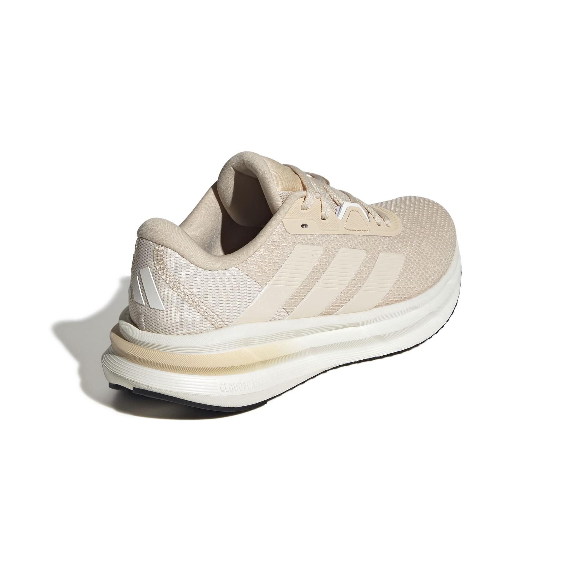 product/a/d/adidas_jq2606_7_footwear_photography_back_lateral_top_view_white-nw091625.jpg
