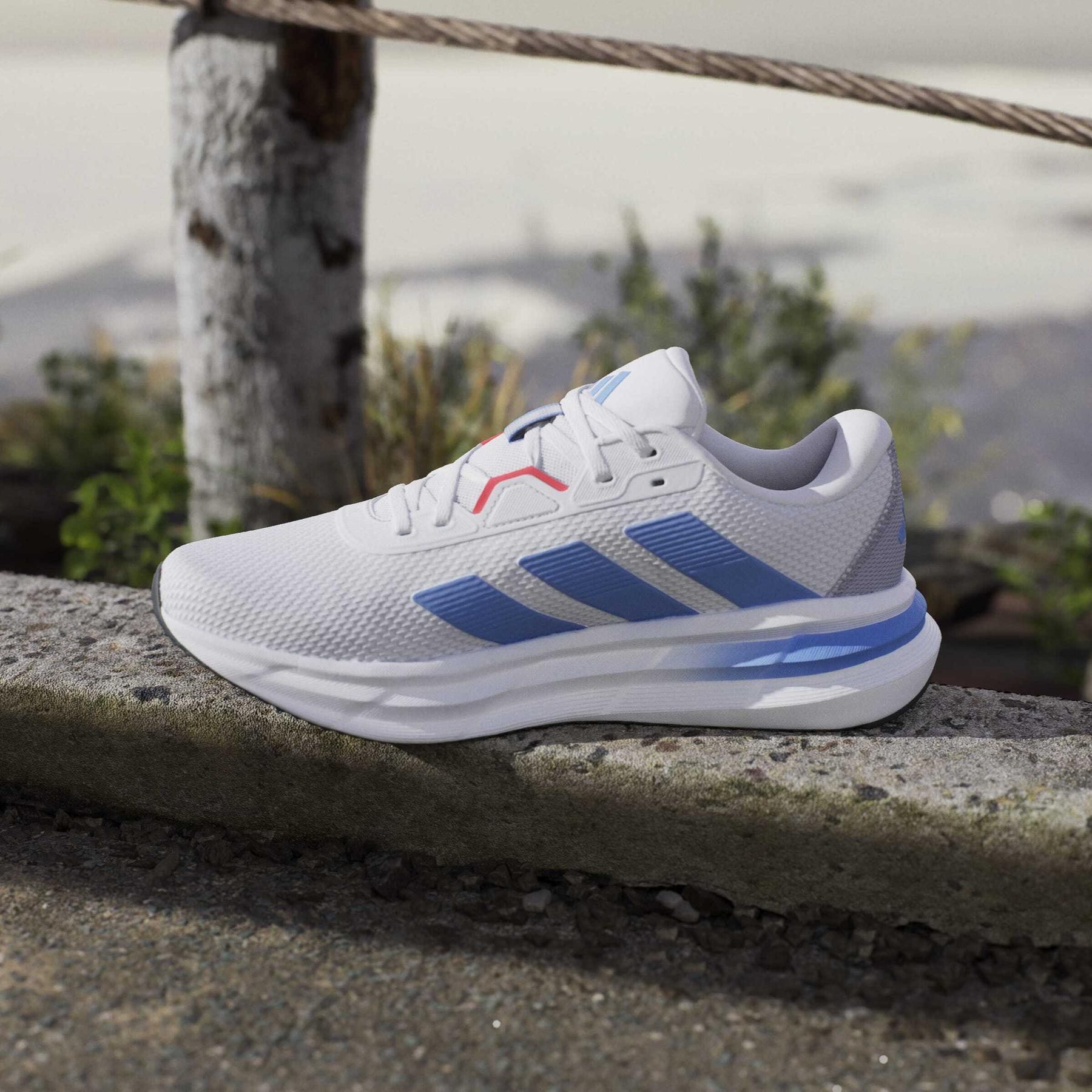 product/a/d/adidas_jq2622_dshgry-blufus-lucred_17.jpg