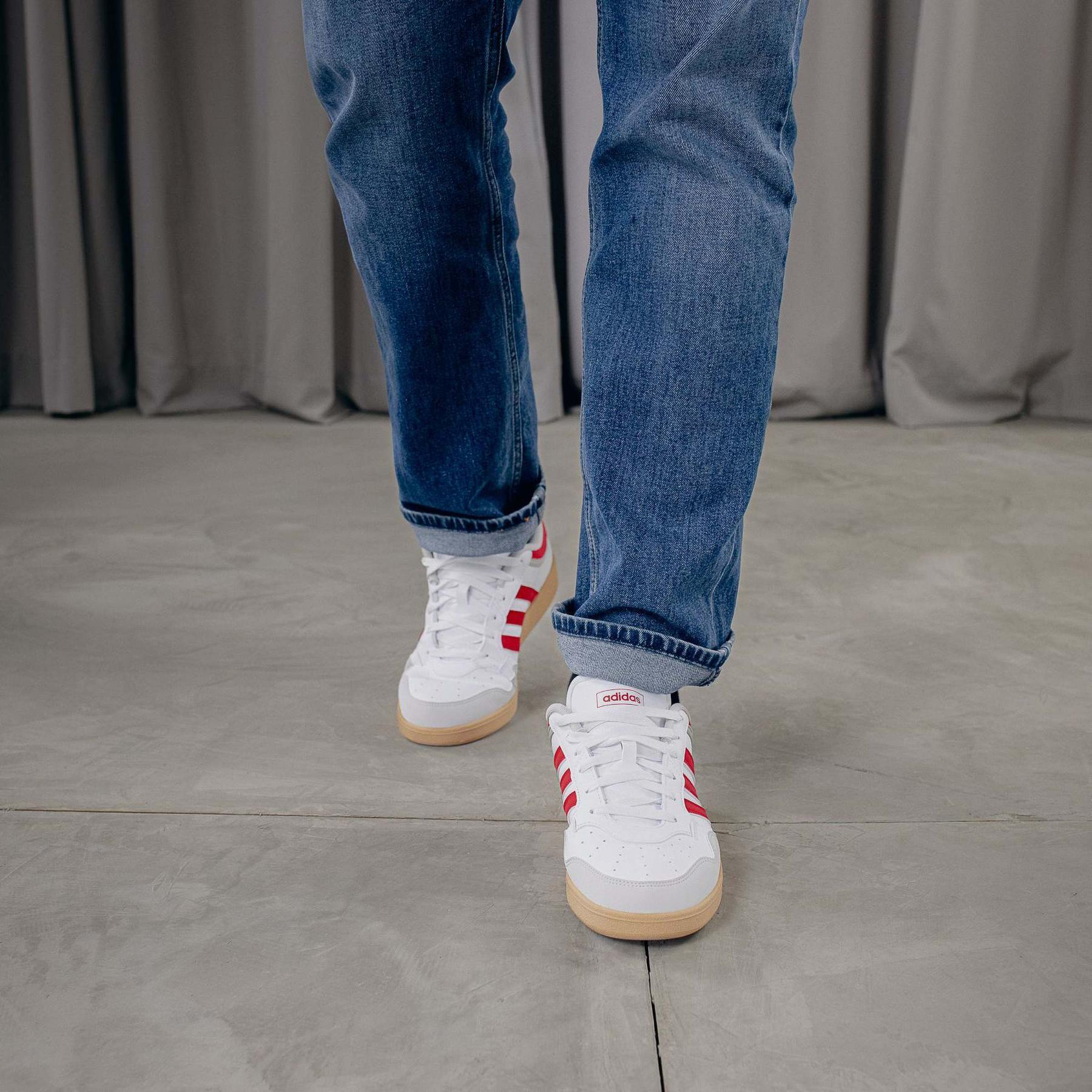product/a/d/adidas_jq2735_16_footwear_photography_heromrktng_view_4-nw091625.jpg