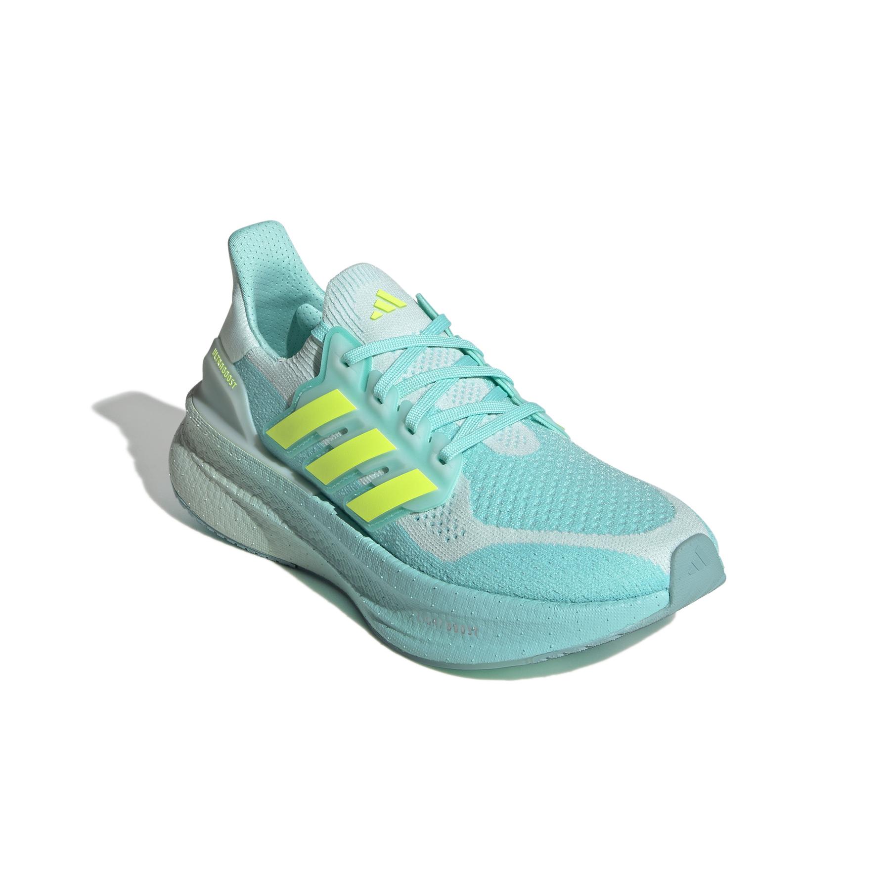 a/d/adidas_jq2911_6_footwear_photography_front_lateral_top_view_white.jpg