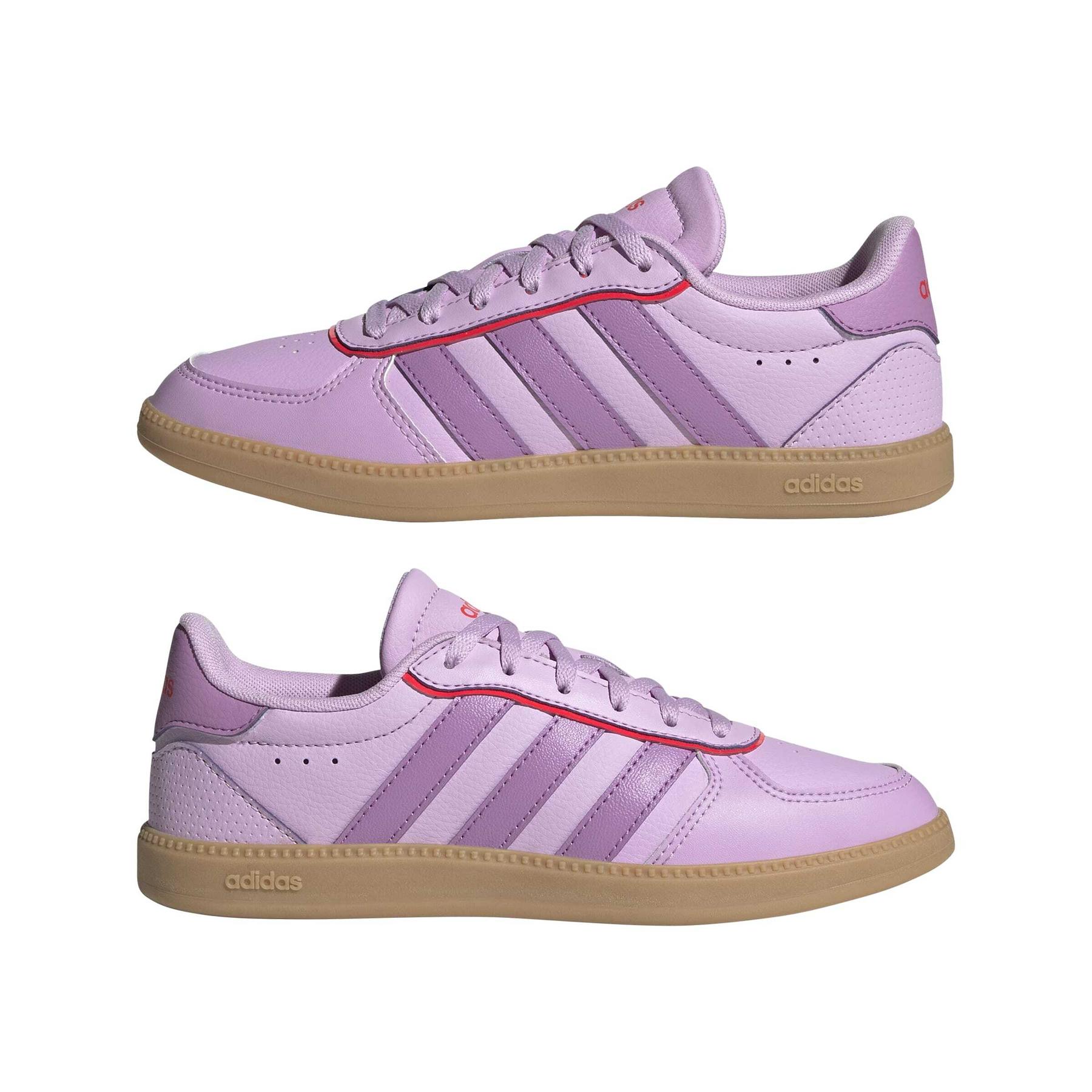 product/a/d/adidas_jq3057_10_footwear_photography_mirrored_pair_view_white.jpg