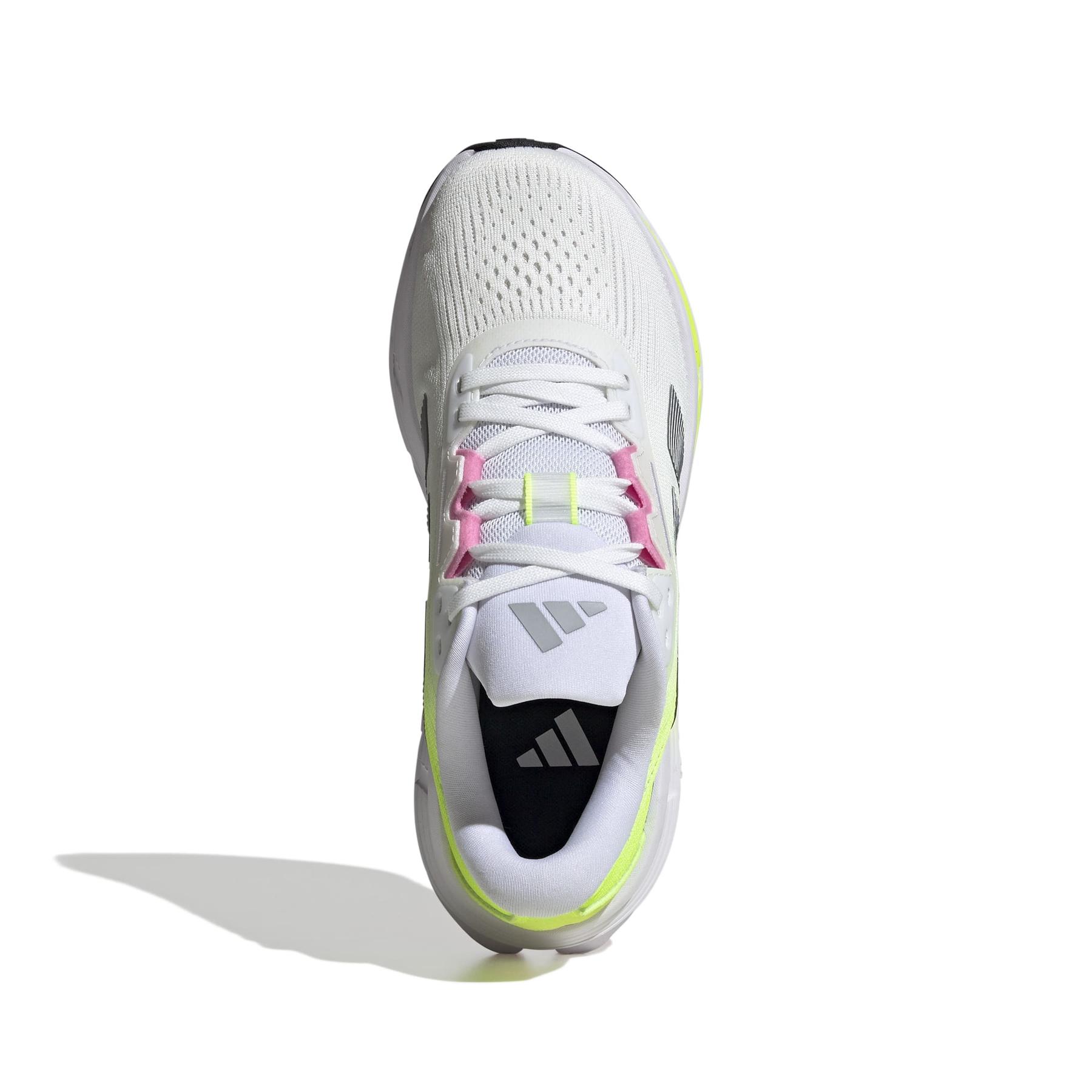 product/a/d/adidas_jq5069_3_footwear_photography_top_portrait_view_white-nw091625.jpg