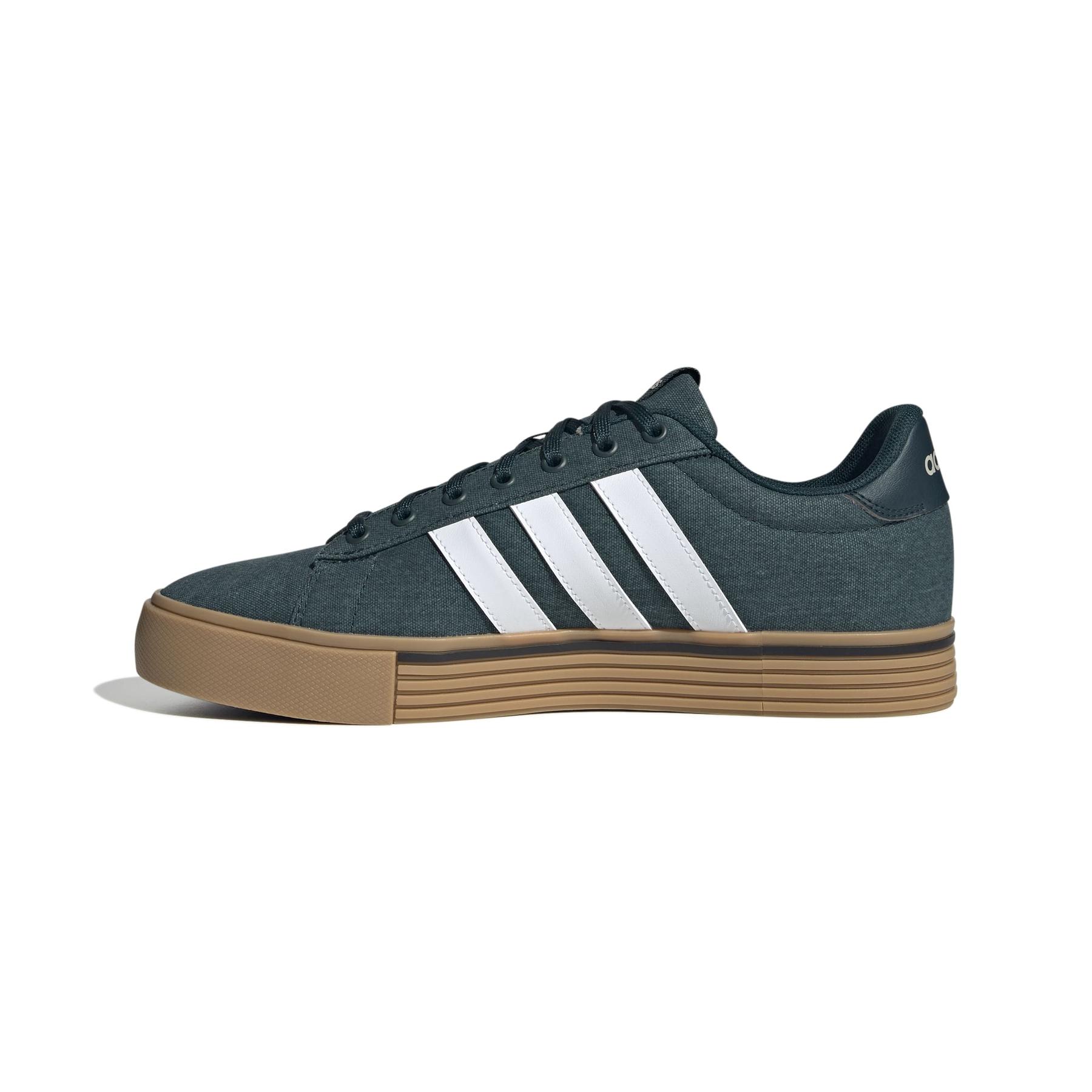 a/d/adidas_jq5614_5_footwear_photography_side_medial_center_view_white.jpg