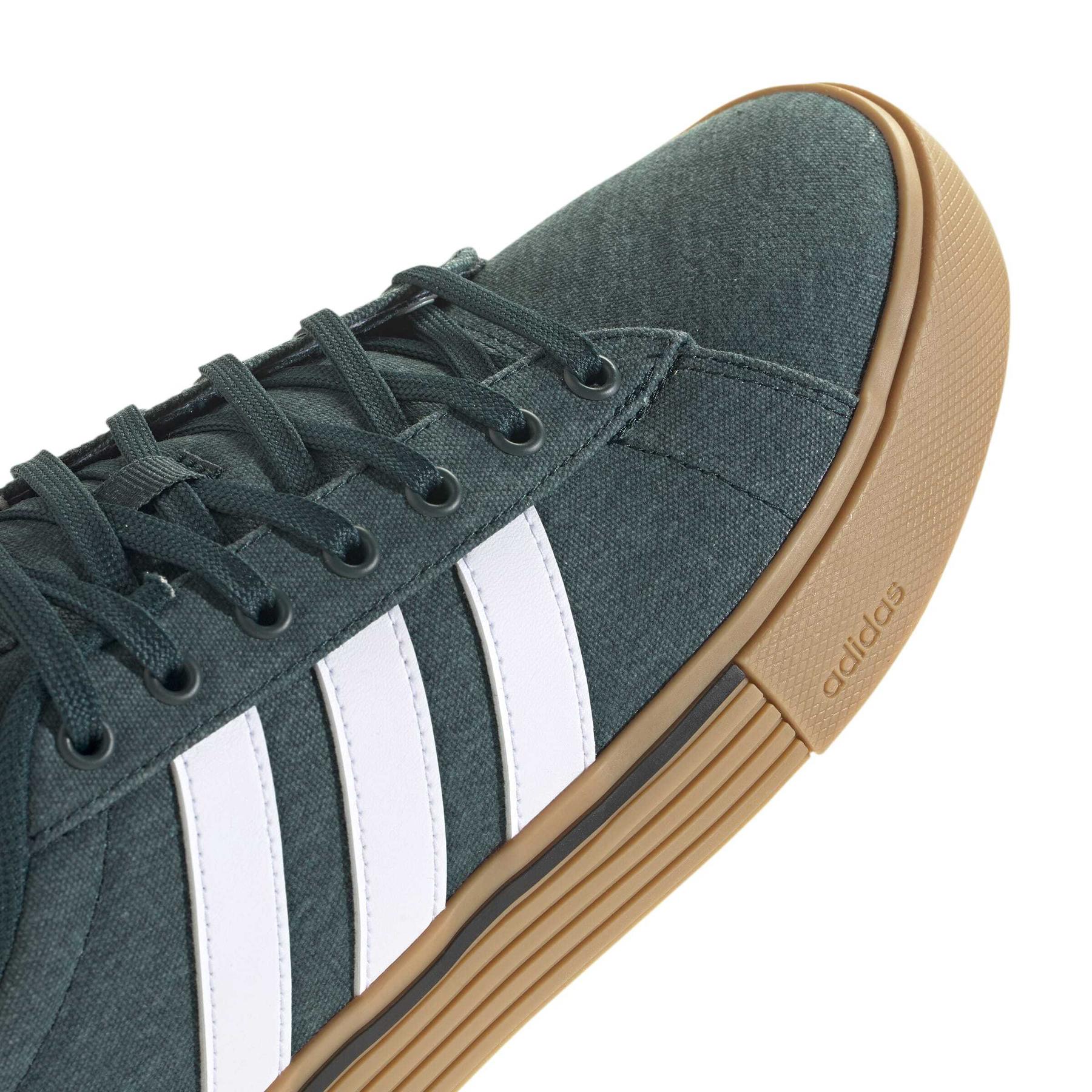 a/d/adidas_jq5614_9_footwear_photography_detail_view_2_white.jpg