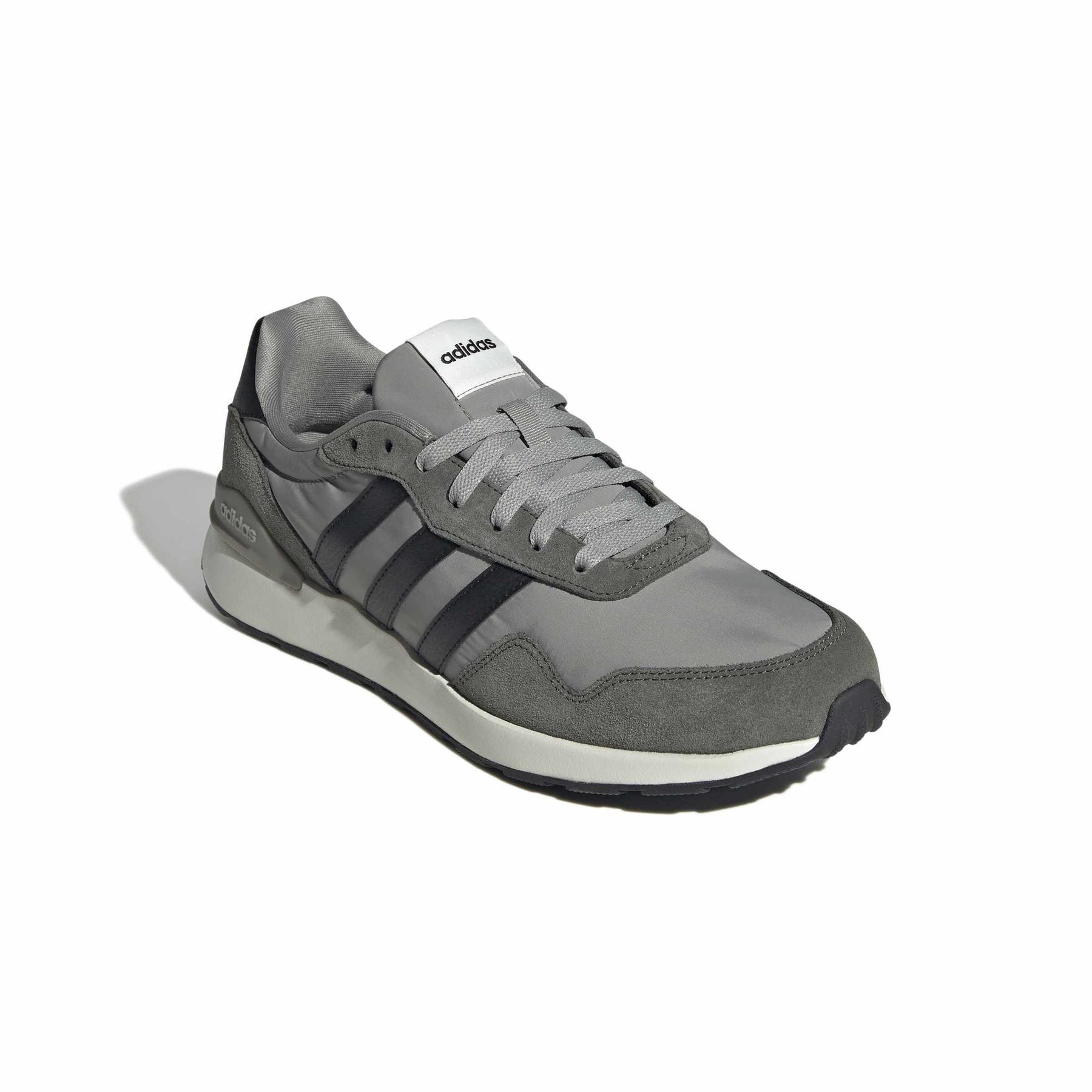 product/a/d/adidas_jq6098_6_footwear_photography_front_lateral_top_view_white-nw091625.jpg