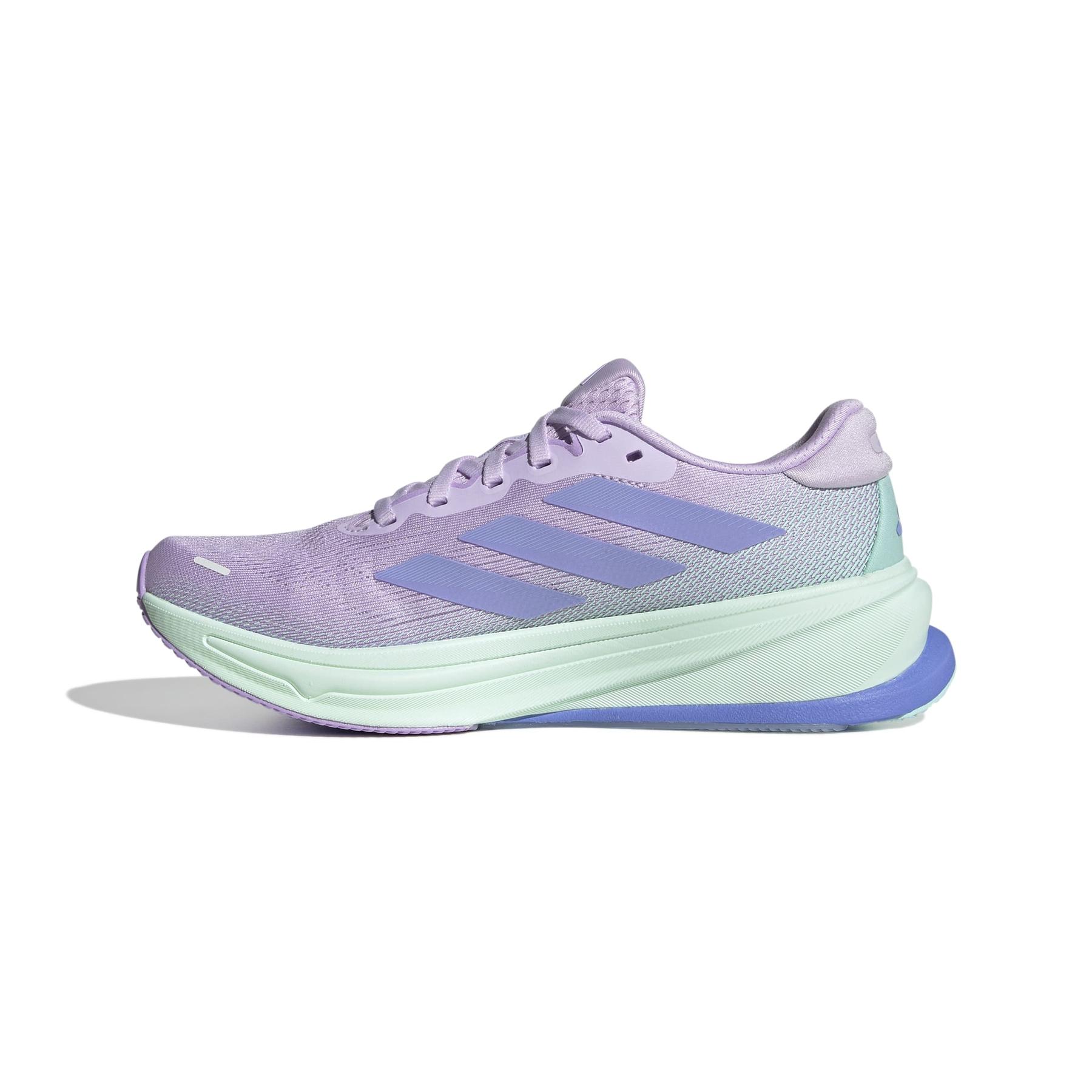 a/d/adidas_jq7692_5_footwear_photography_side_medial_center_view_white.jpg