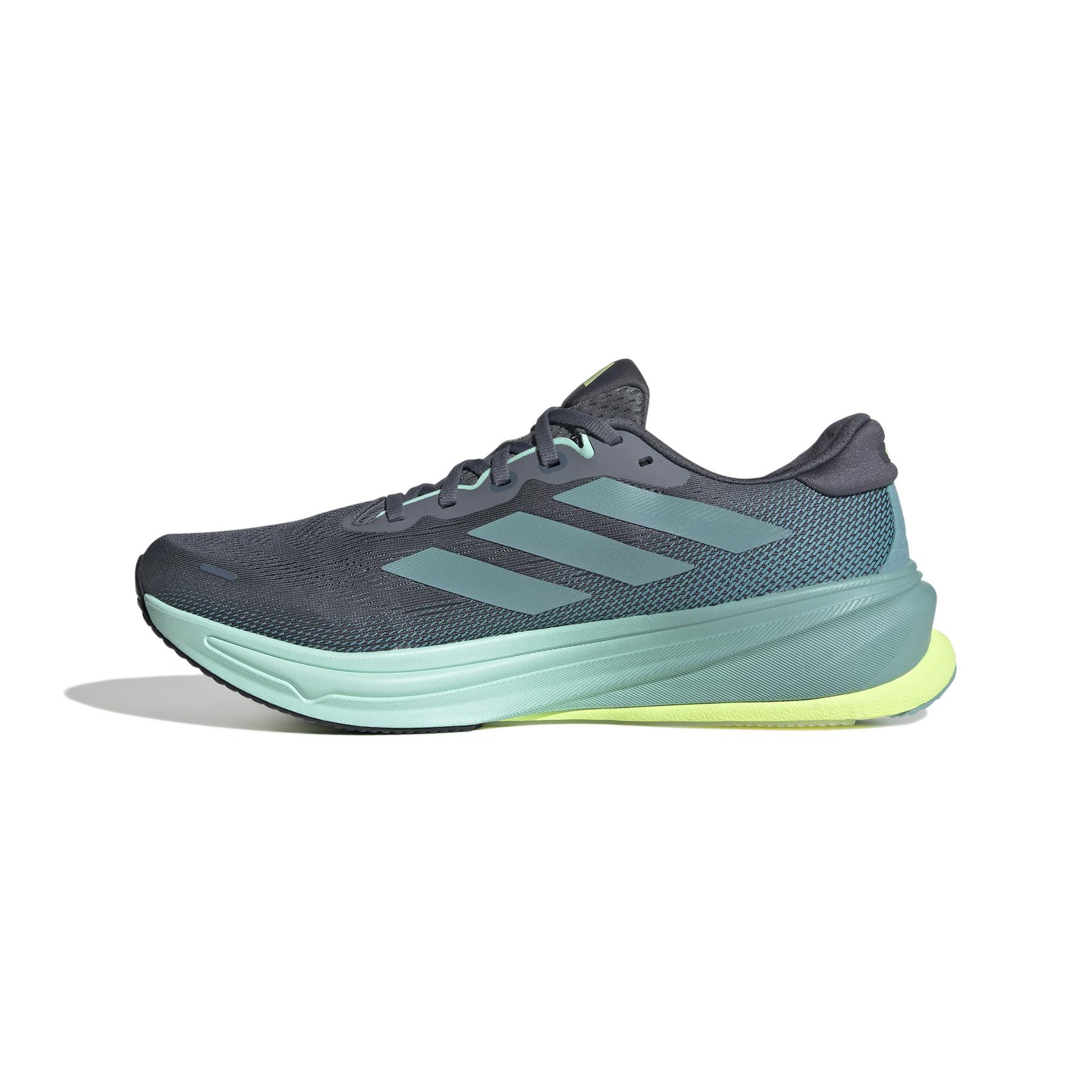 a/d/adidas_jq7701_5_footwear_photography_side_medial_center_view_white.jpg