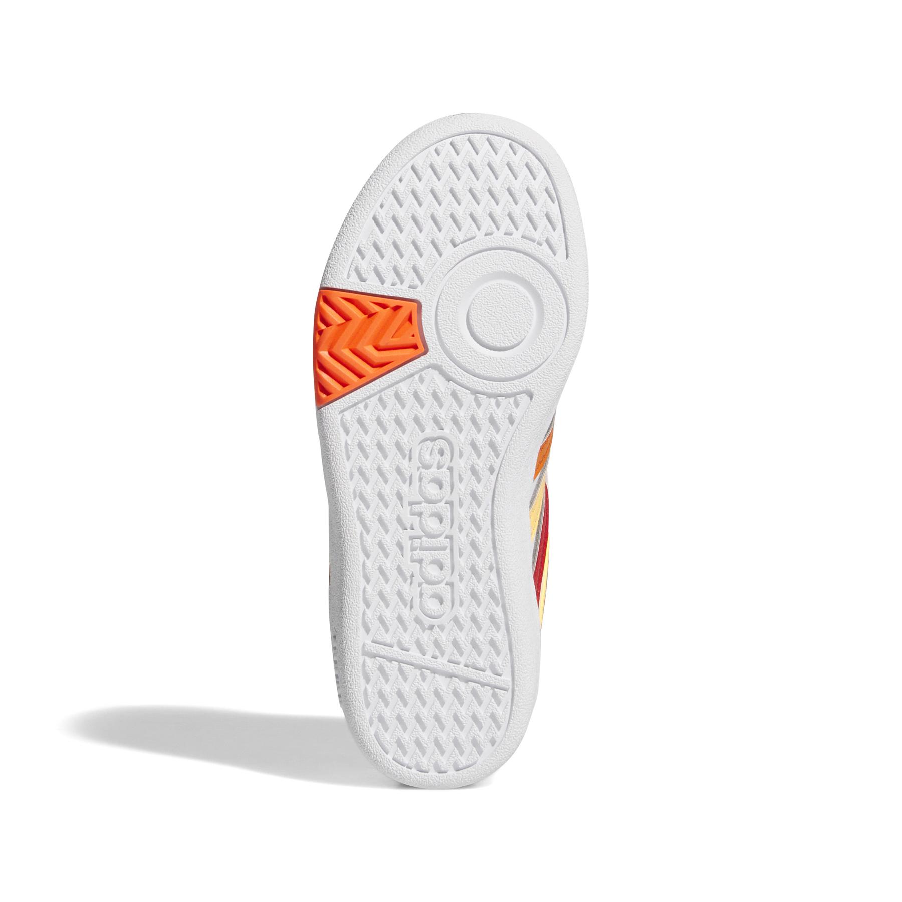 product/a/d/adidas_jq7866_4_footwear_photography_bottom_view_white-nw091625.jpg