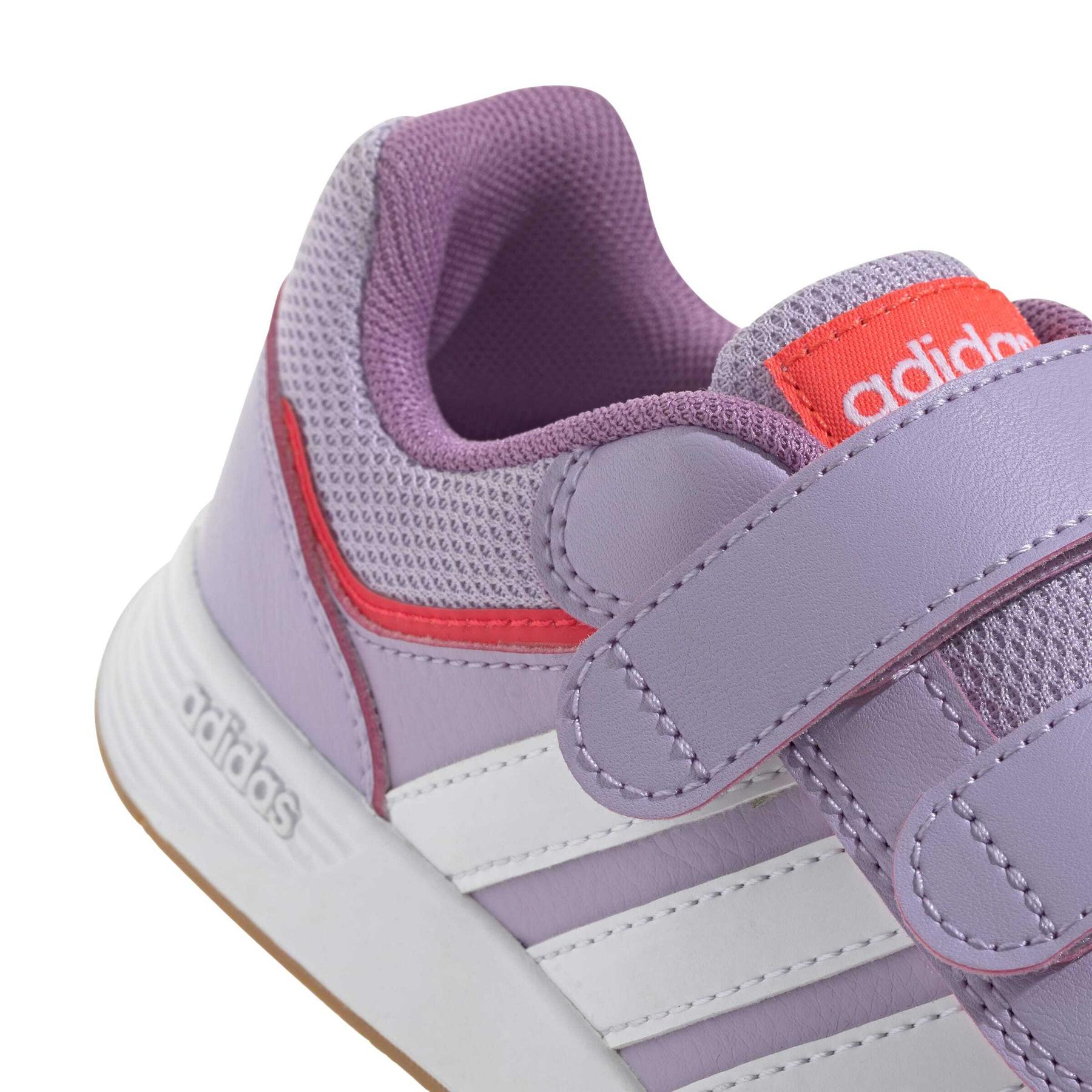 product/a/d/adidas_jq8091_9_footwear_photography_detail_view_2_white-nw091625.jpg