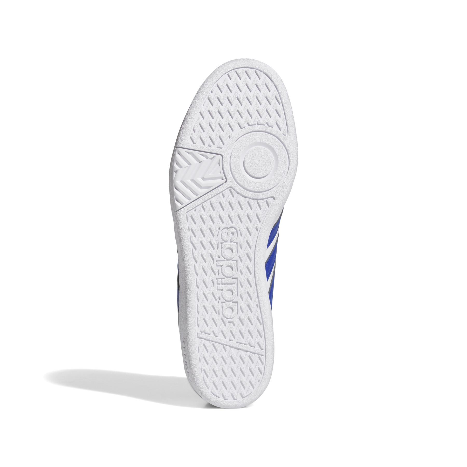 a/d/adidas_jq9987_4_footwear_photography_bottom_view_white.jpg
