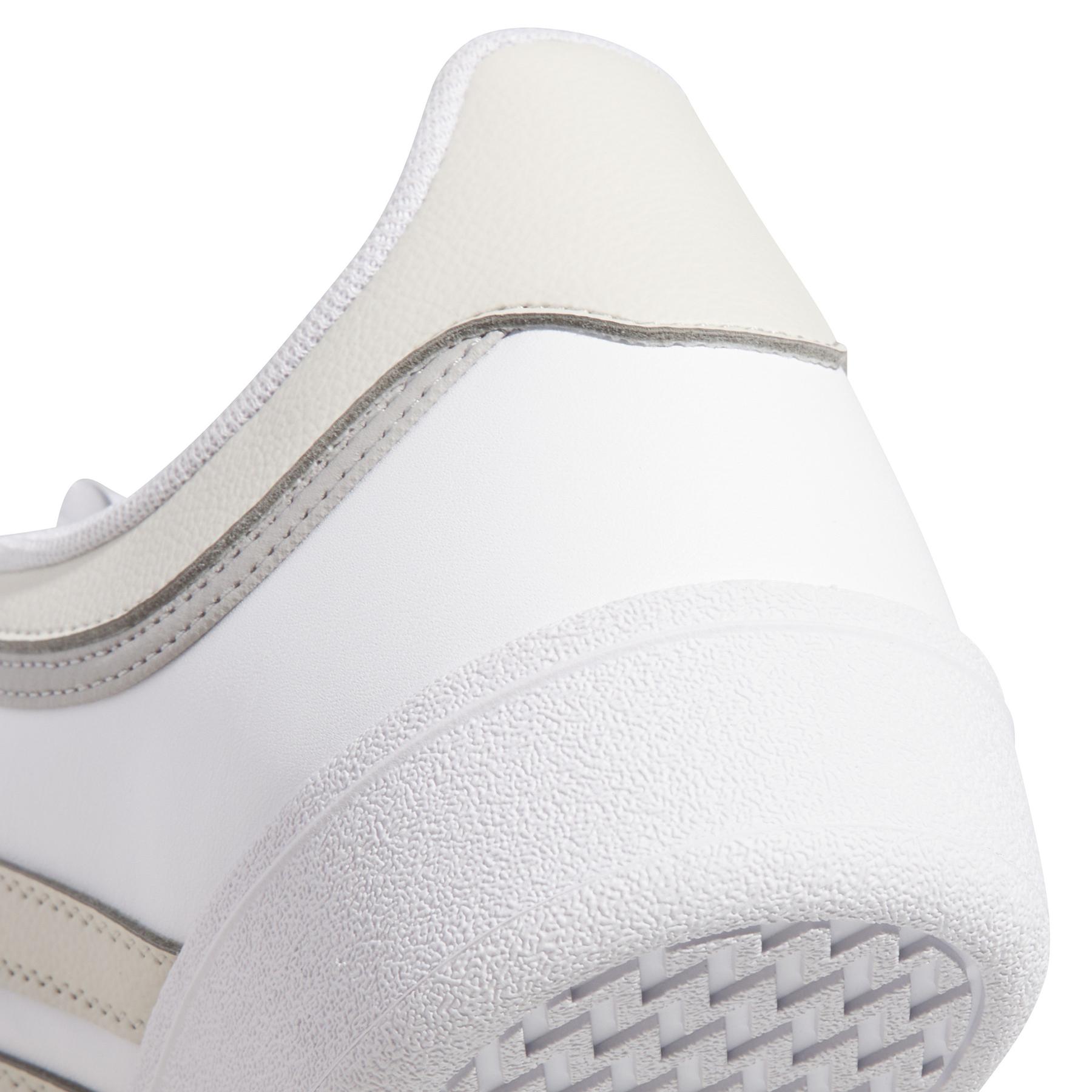 product/a/d/adidas_jq9990_9_footwear_photography_detail_view_2_white-nw091625.jpg