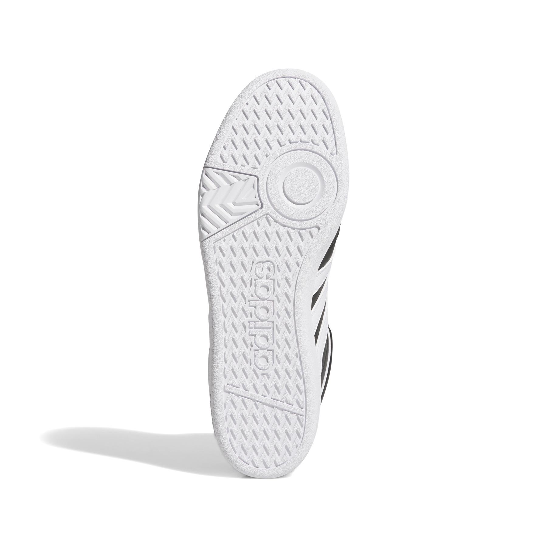 product/a/d/adidas_jq9994_4_footwear_photography_bottom_view_white.jpg