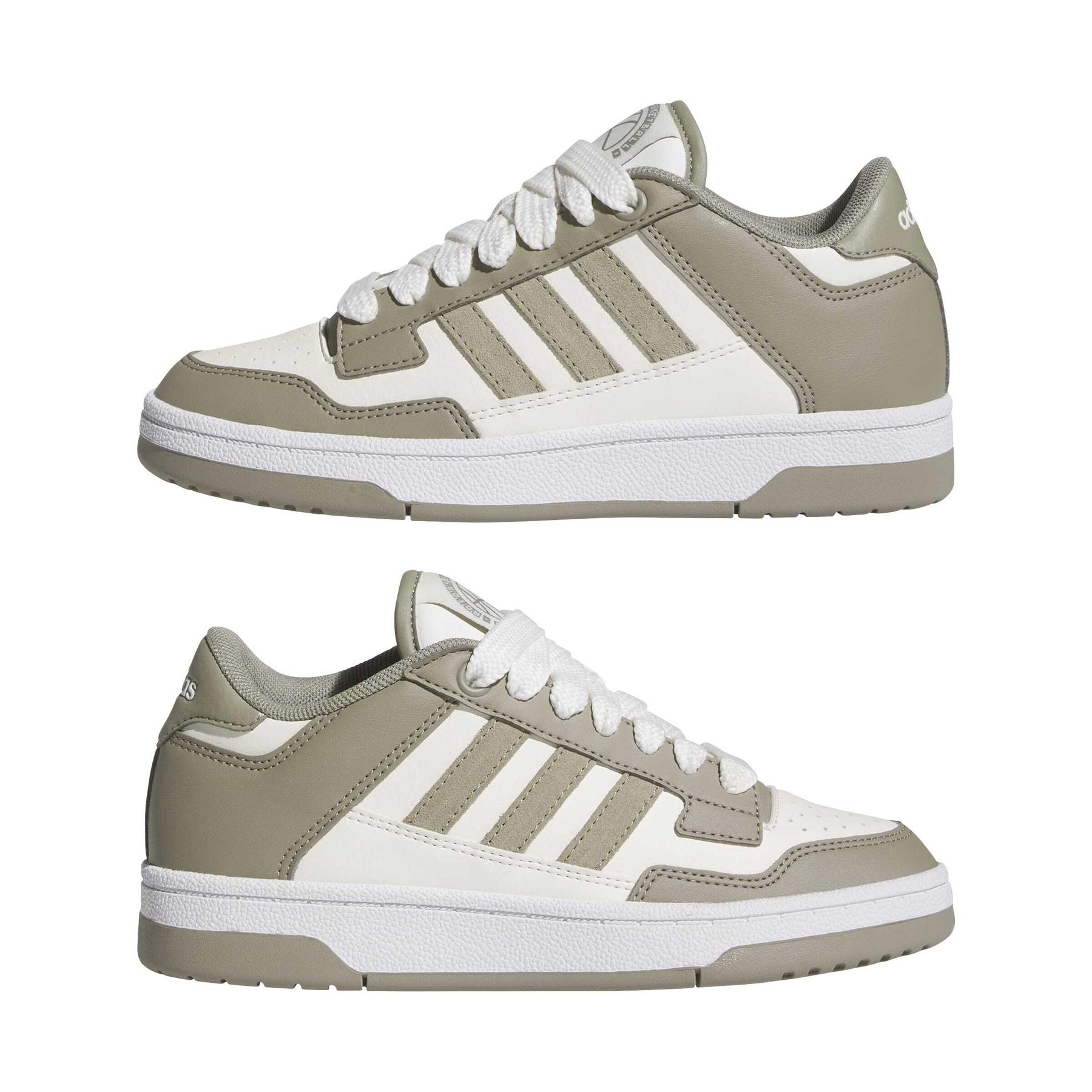 product/a/d/adidas_jr0165_10_footwear_photography_mirrored_pair_view_white-nw091625.jpg