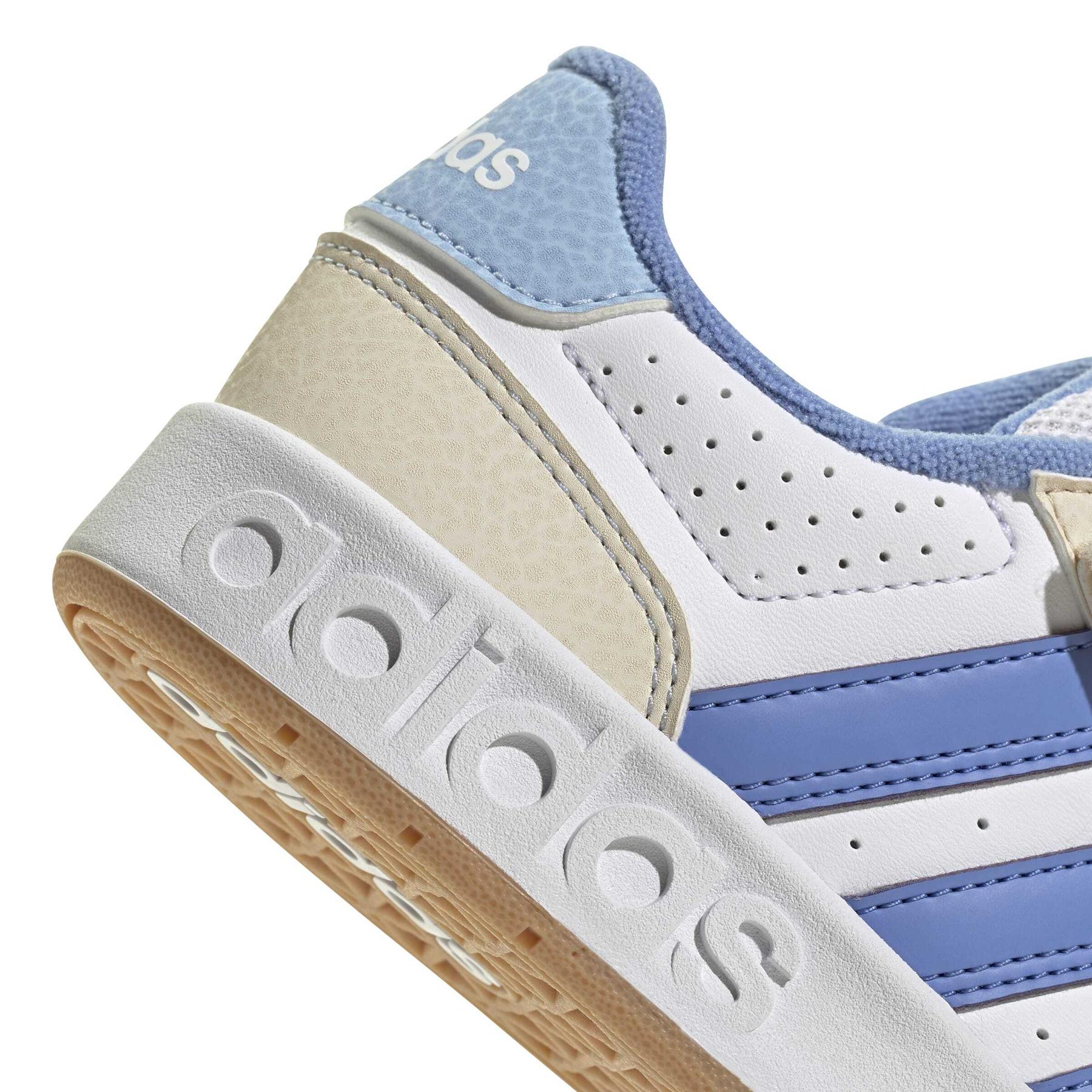 product/a/d/adidas_jr0205_9_footwear_photography_detail_view_2_white.jpg