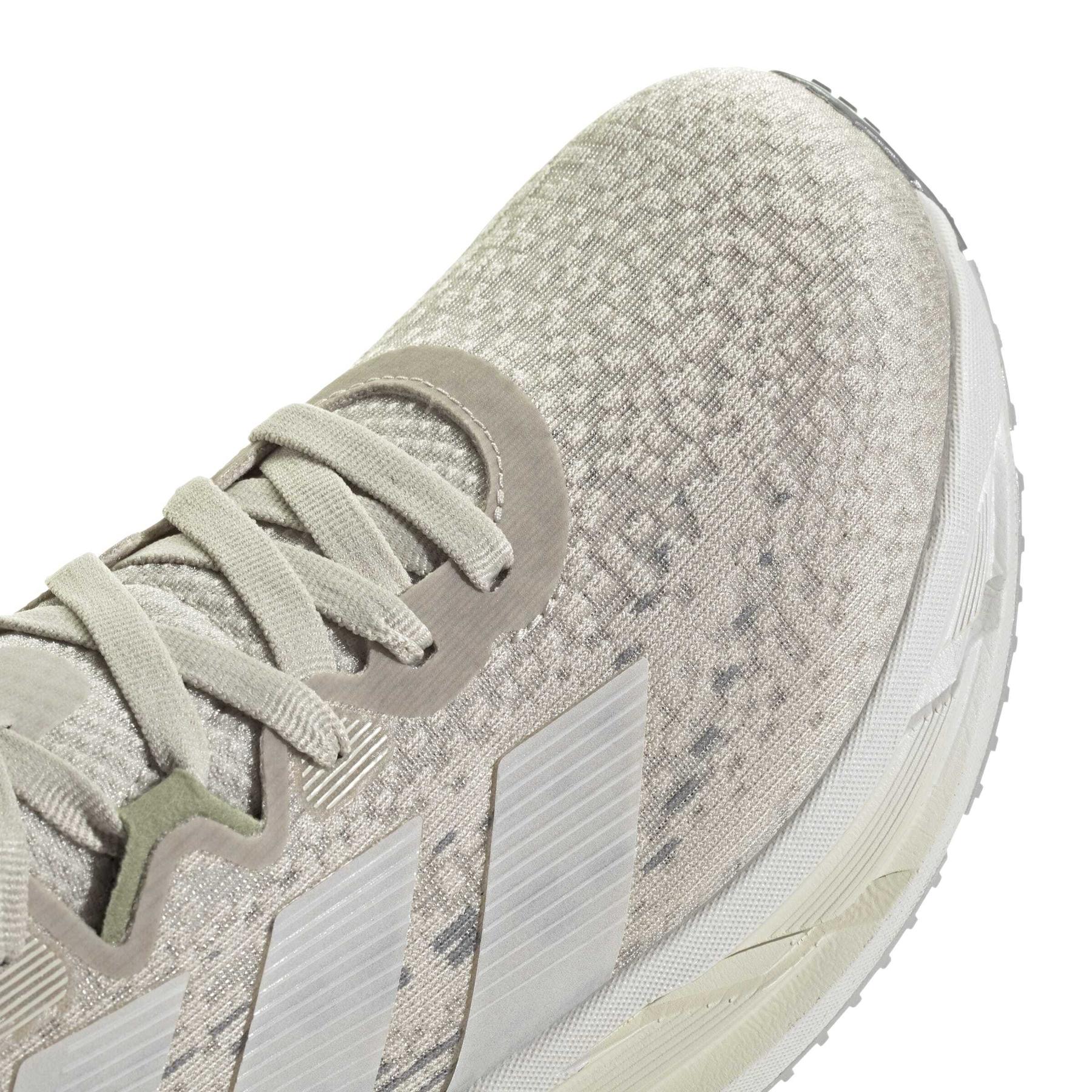 a/d/adidas_jr0316_8_footwear_photography_detail_view_1_white.jpg
