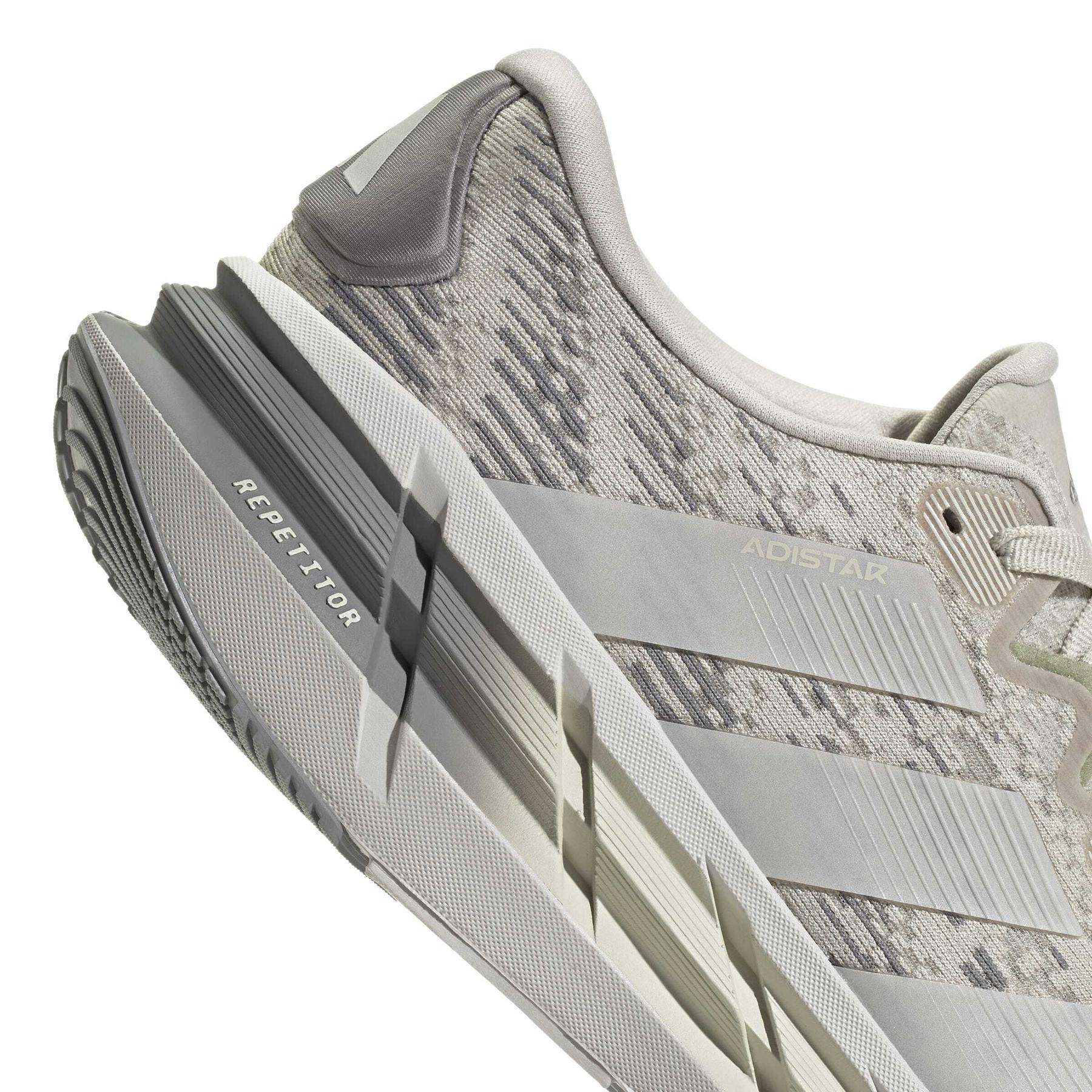 a/d/adidas_jr0316_9_footwear_photography_detail_view_2_white.jpg